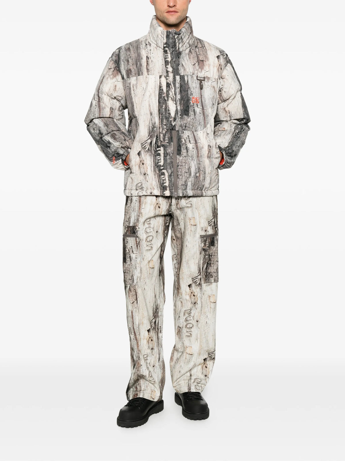 Lassen tree-bark-print cargo pants