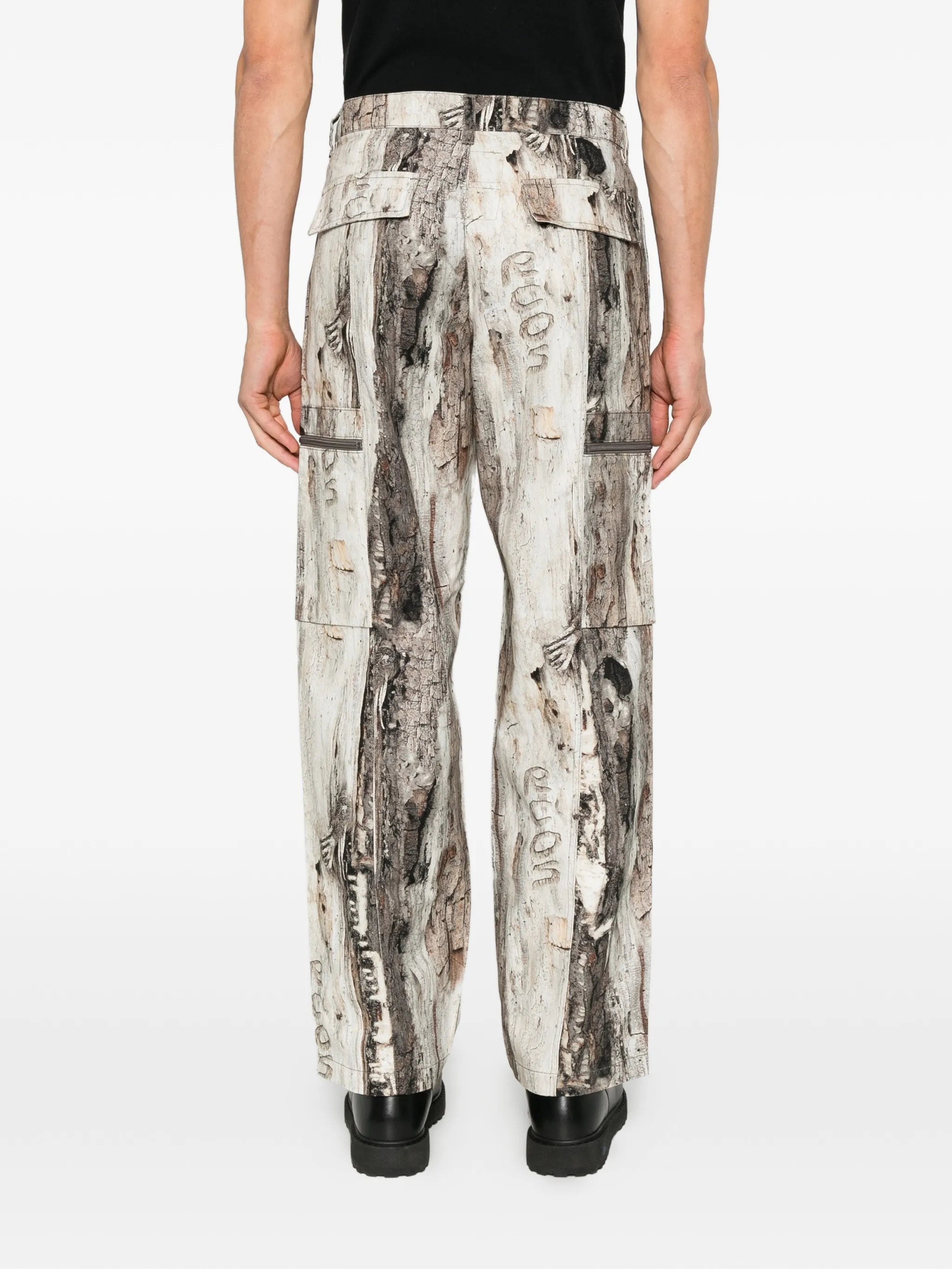 Lassen tree-bark-print cargo pants