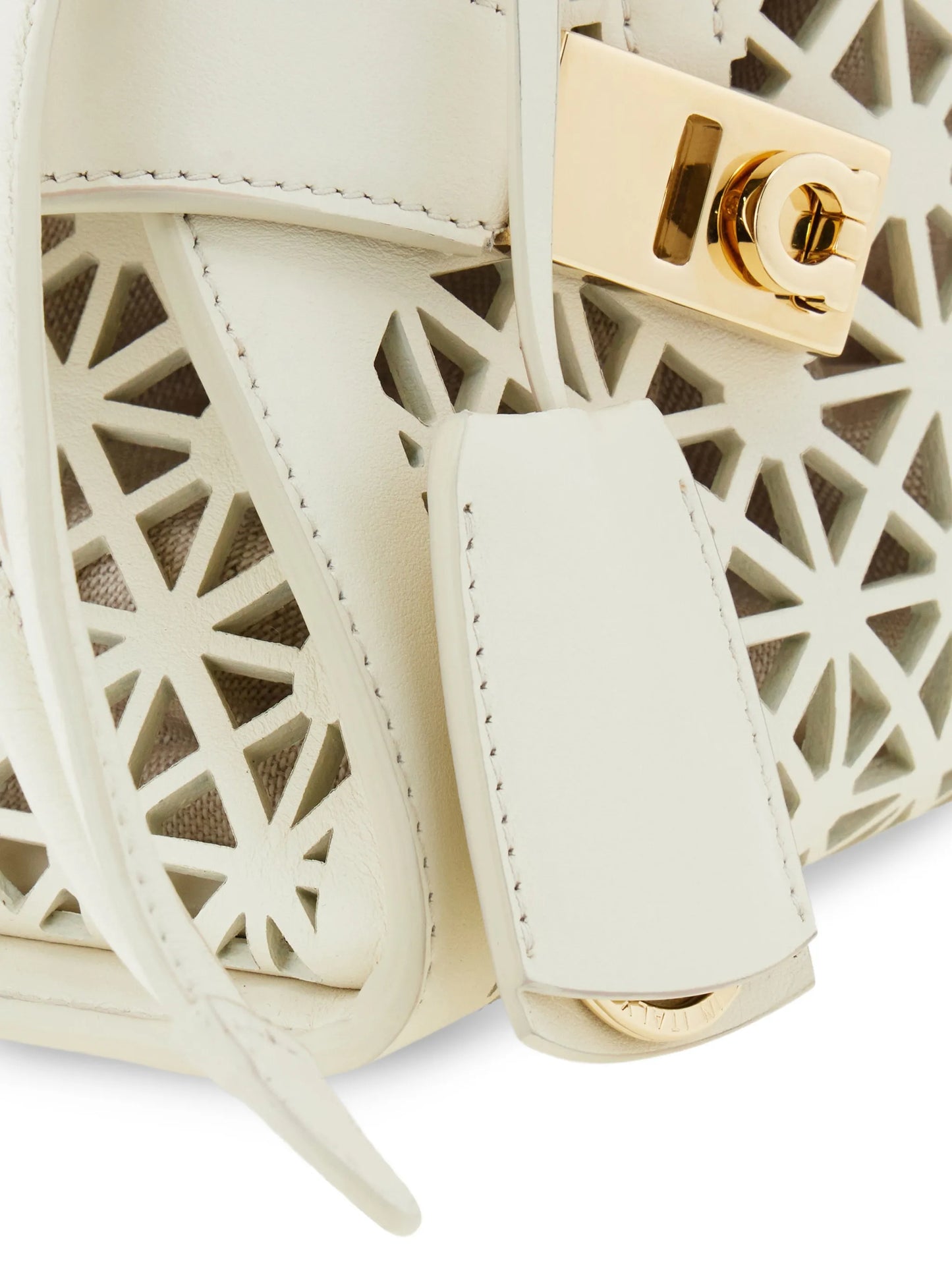 Hug handbag (XS)