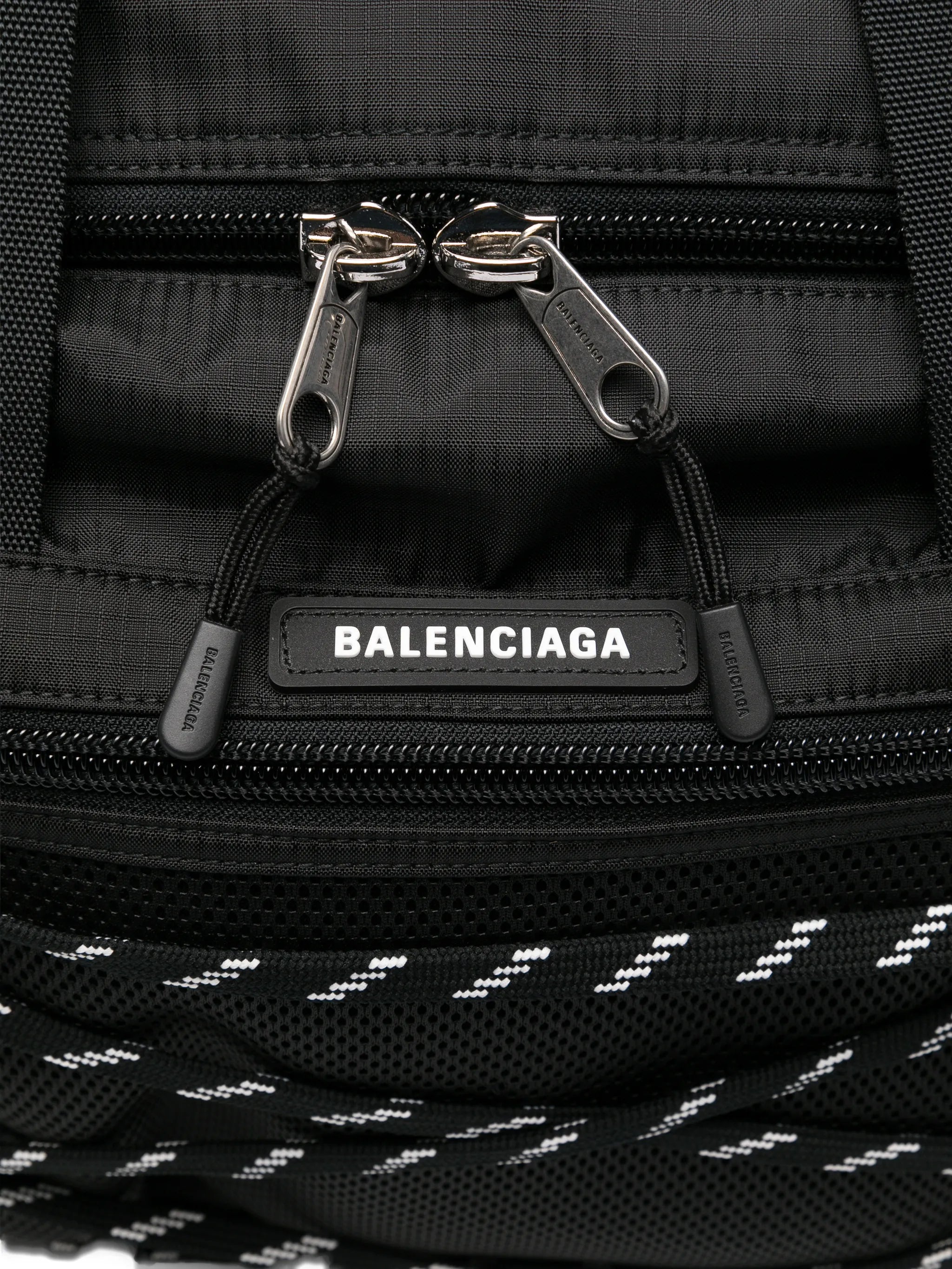 logo-print holdall
