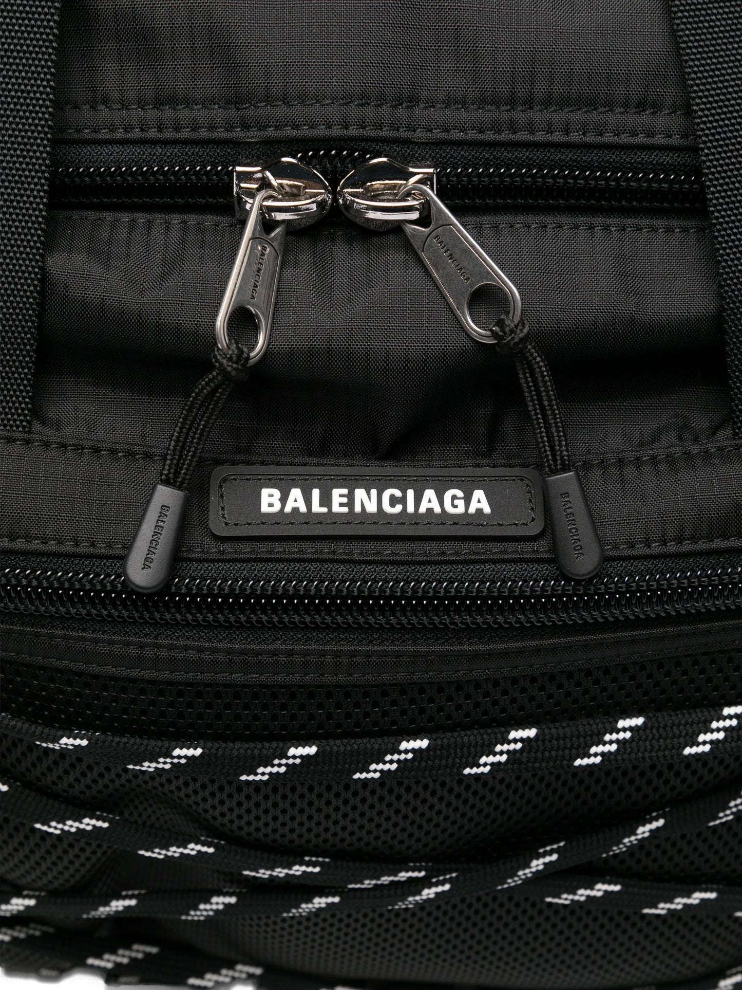 logo-print holdall