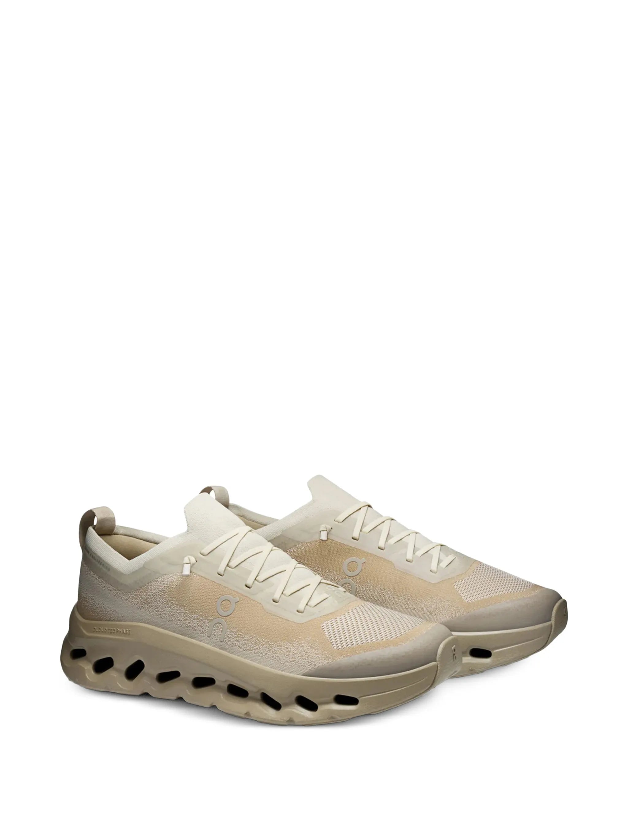 Cloudtilt sneakers