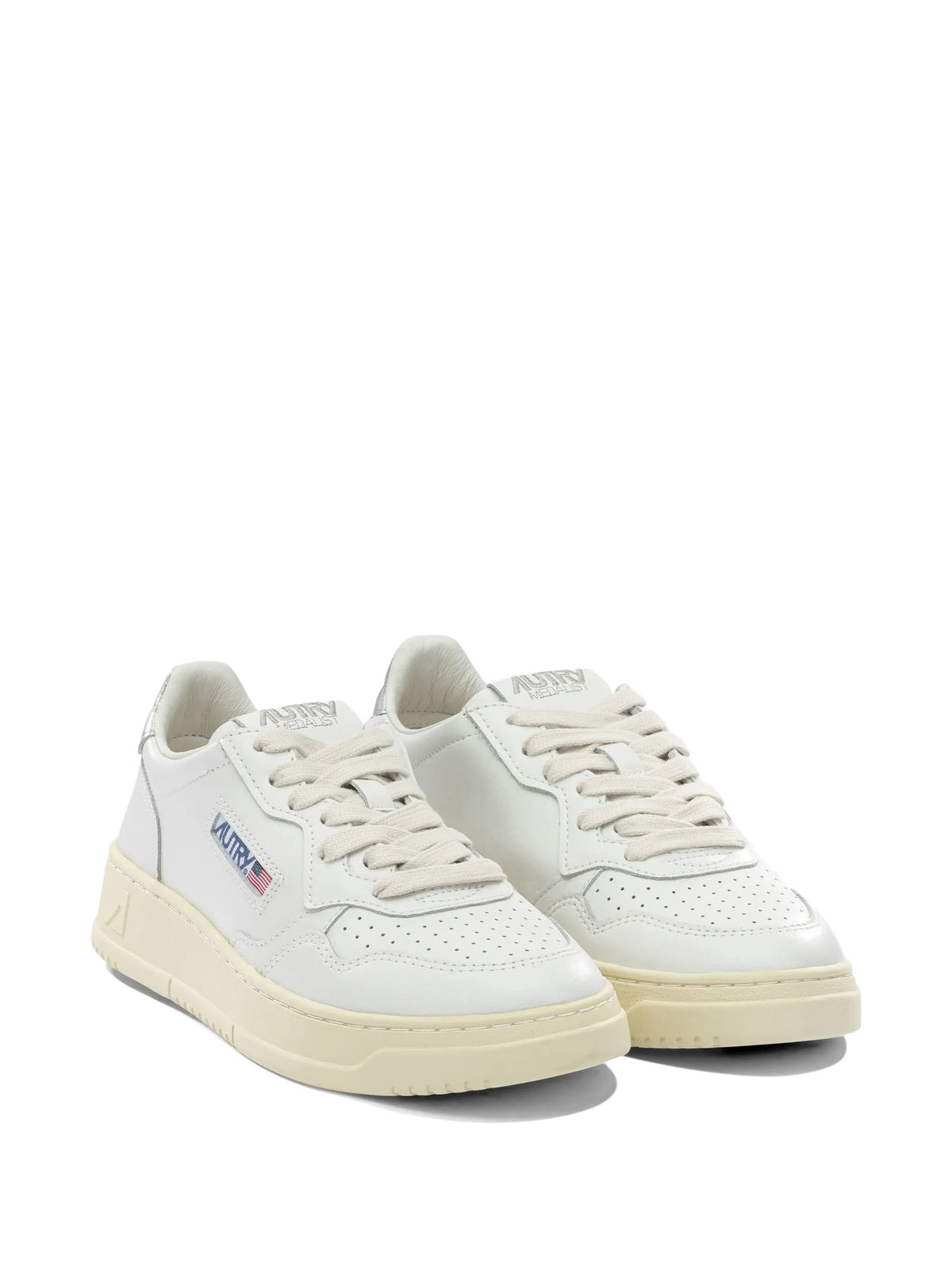 Medalist low sneakers in leather