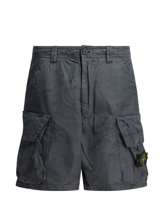 logo-patch shorts