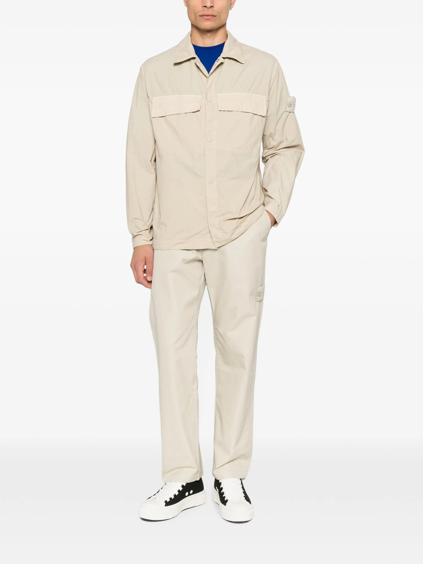 logo-patch trousers