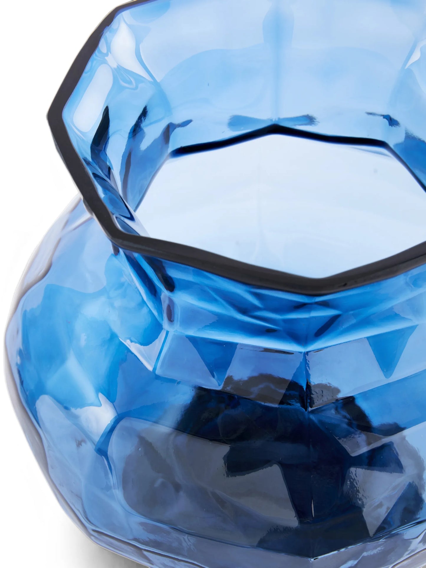 Amphoreus faceted vase