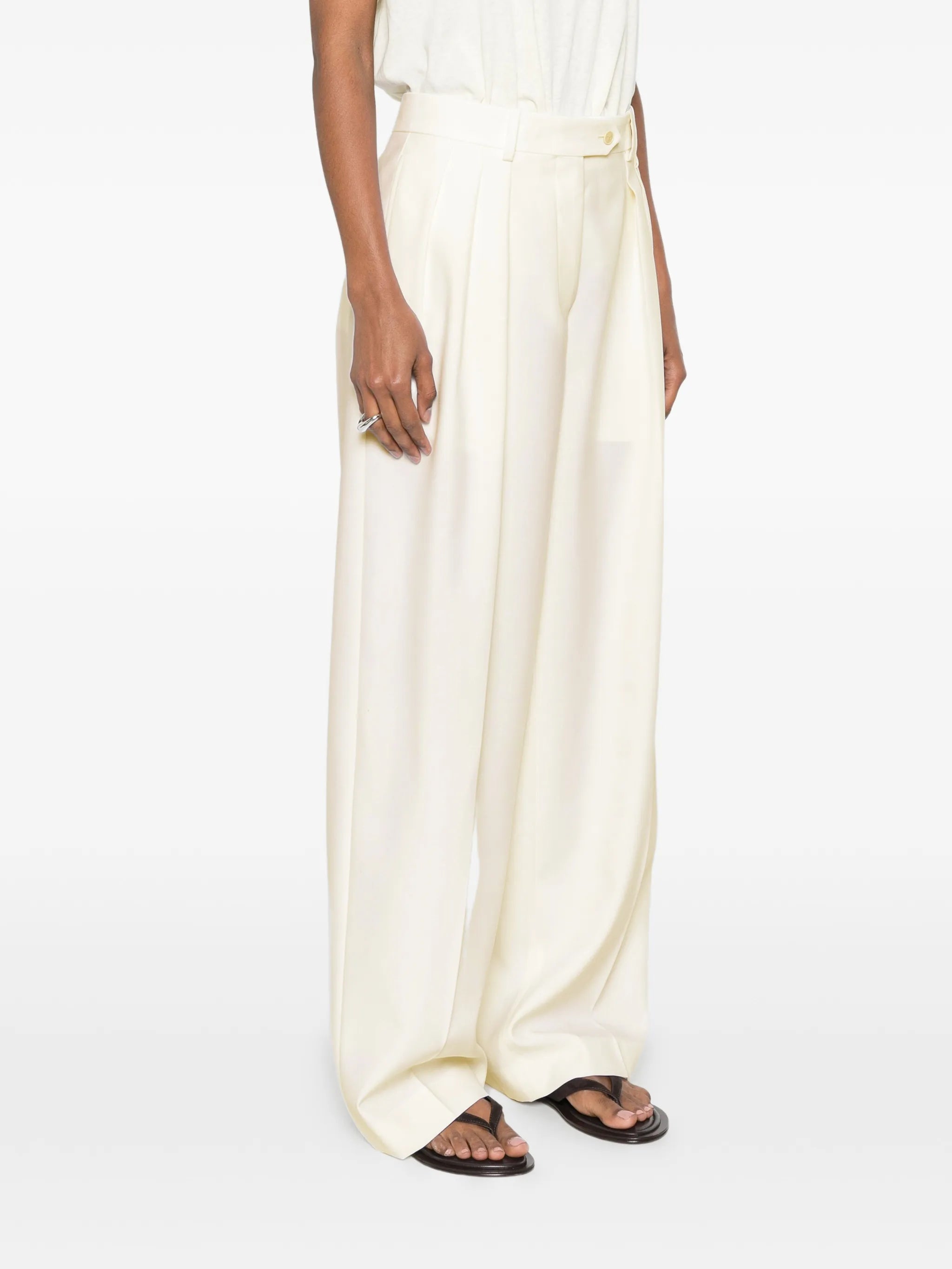 pleated tailored trousers