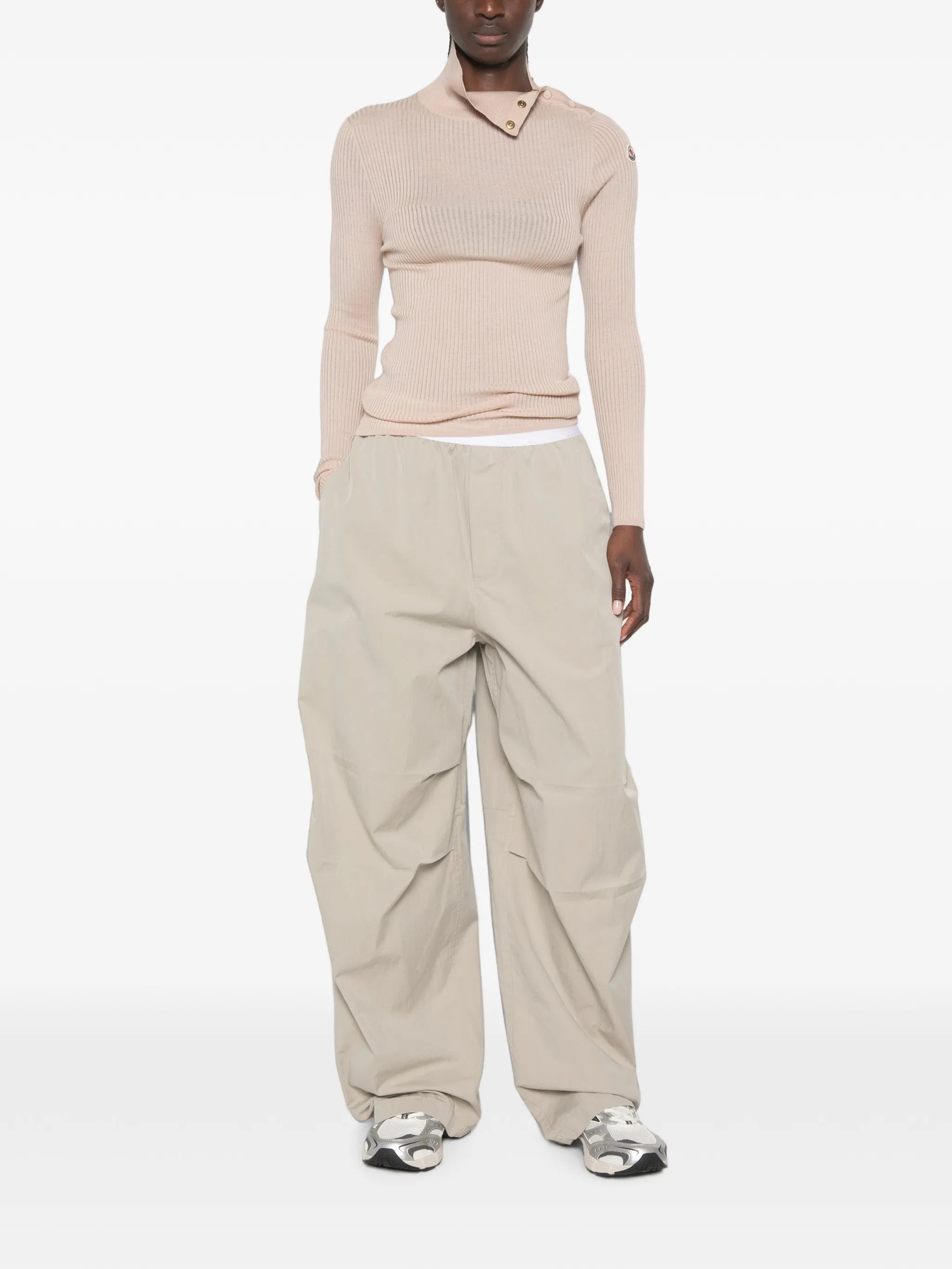 ribbed-knit button-fastening sweater