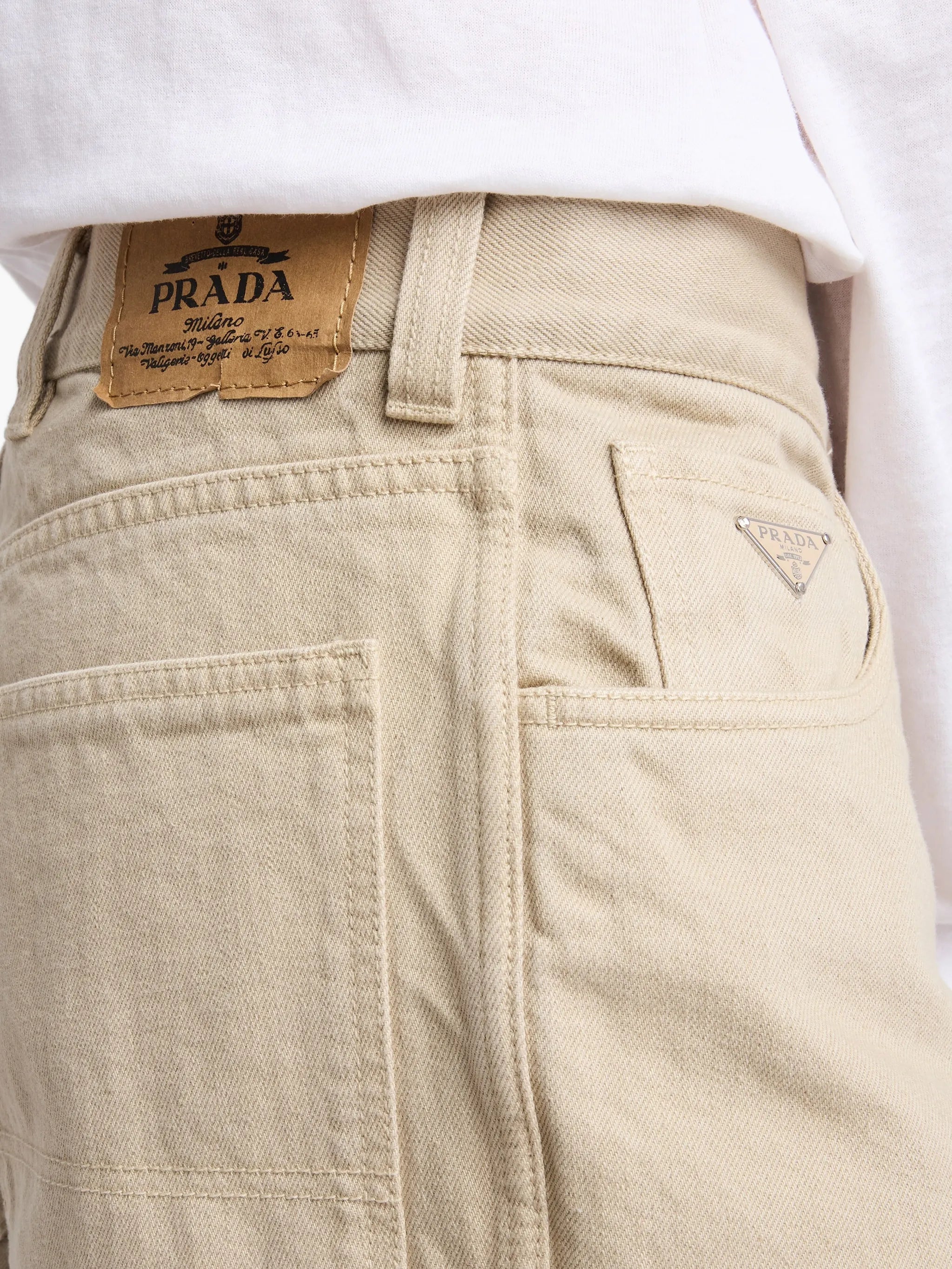 logo-plaque straight-leg jeans
