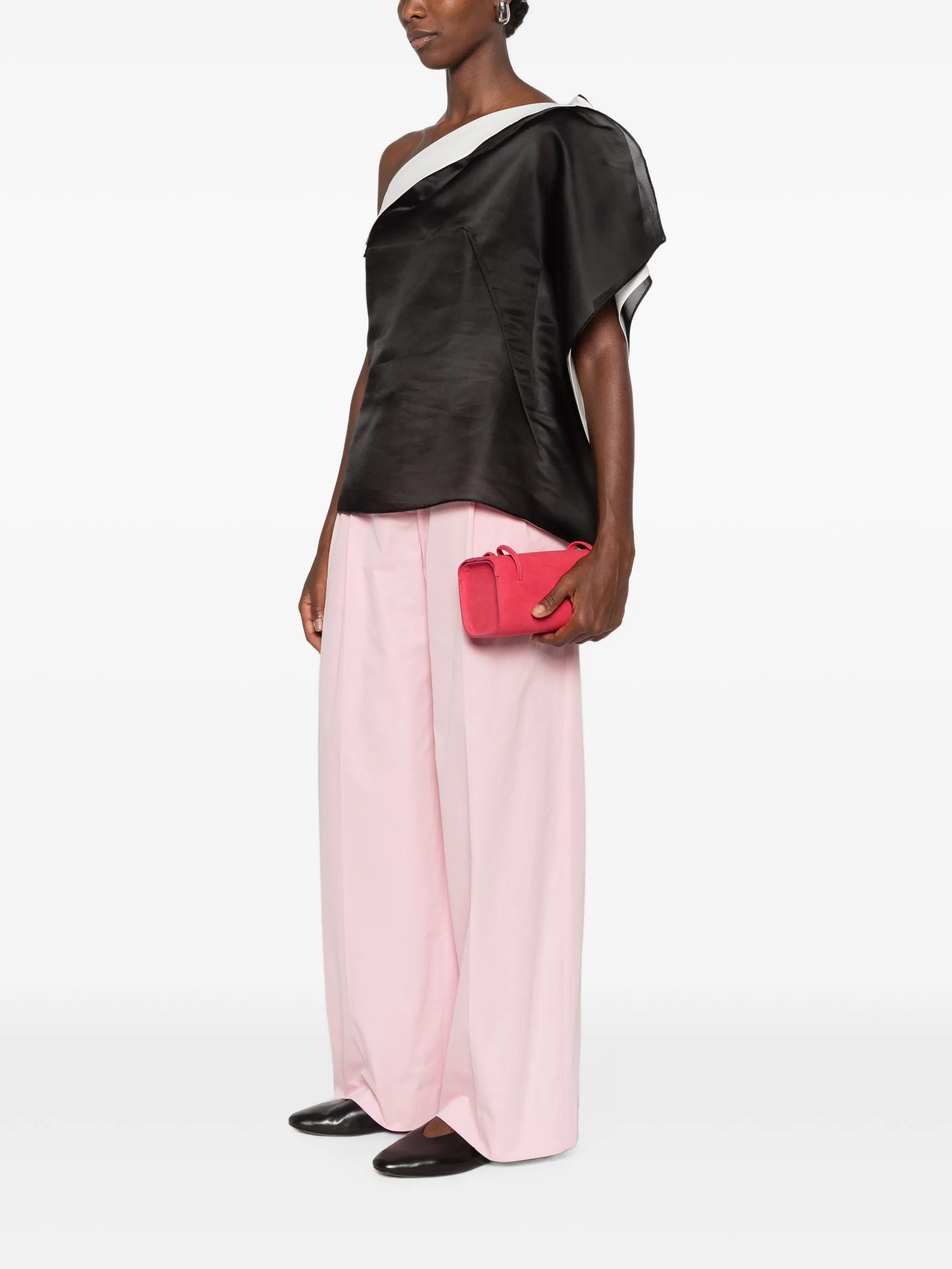 welt-pockets trousers