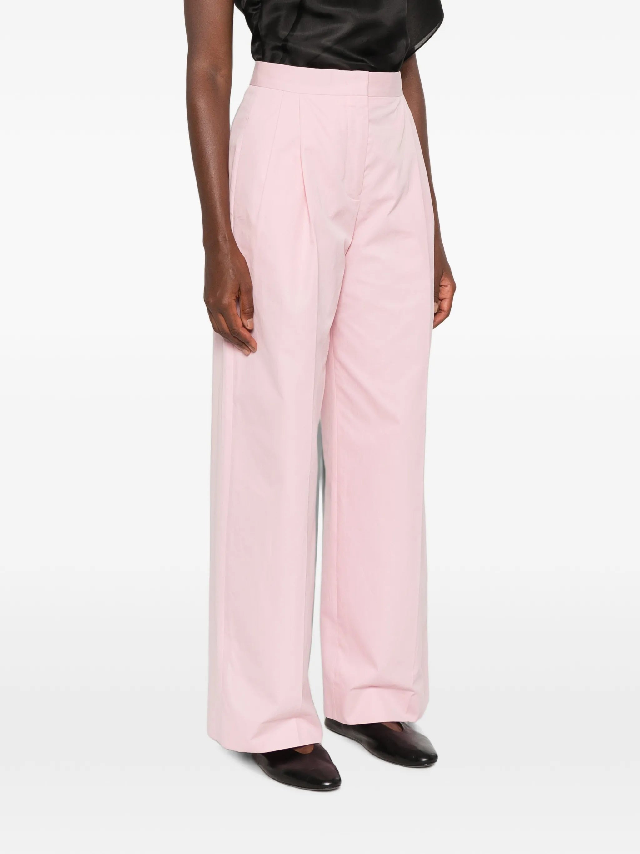 welt-pockets trousers