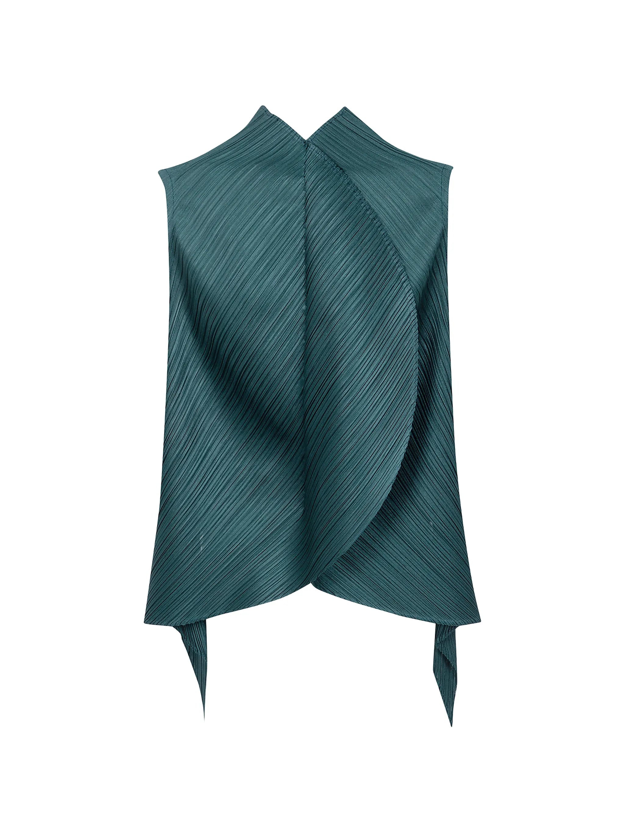 Leaf pleated top