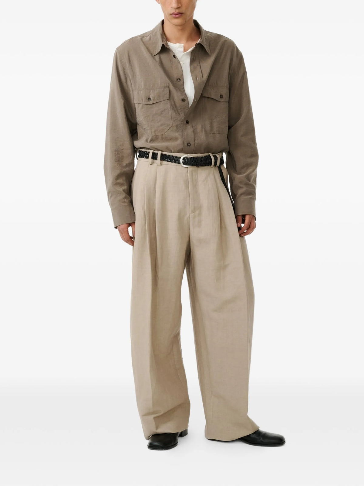 Line trousers