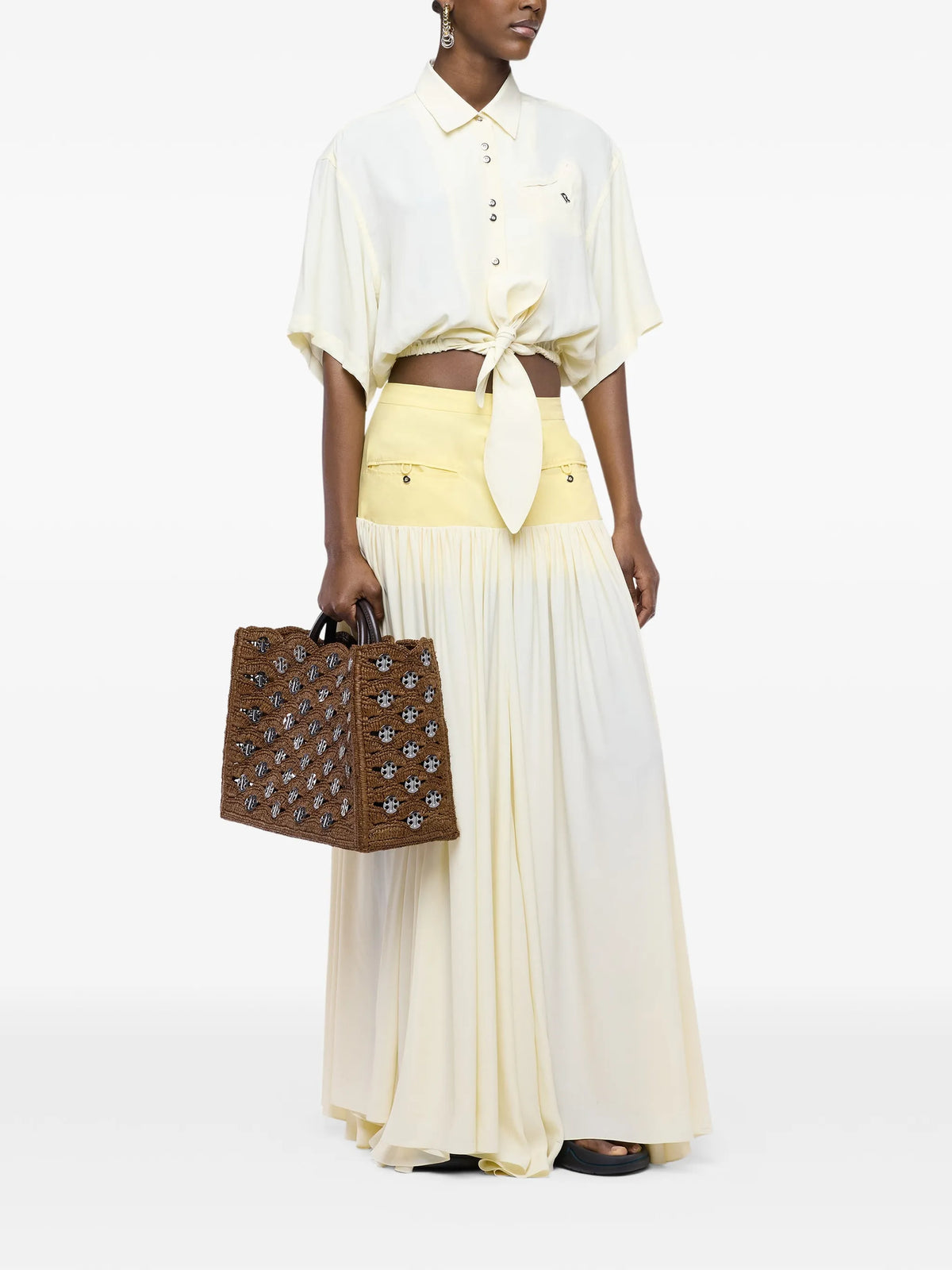 large tote bag in dark brown natural raffia with silver signature 1969 Discs