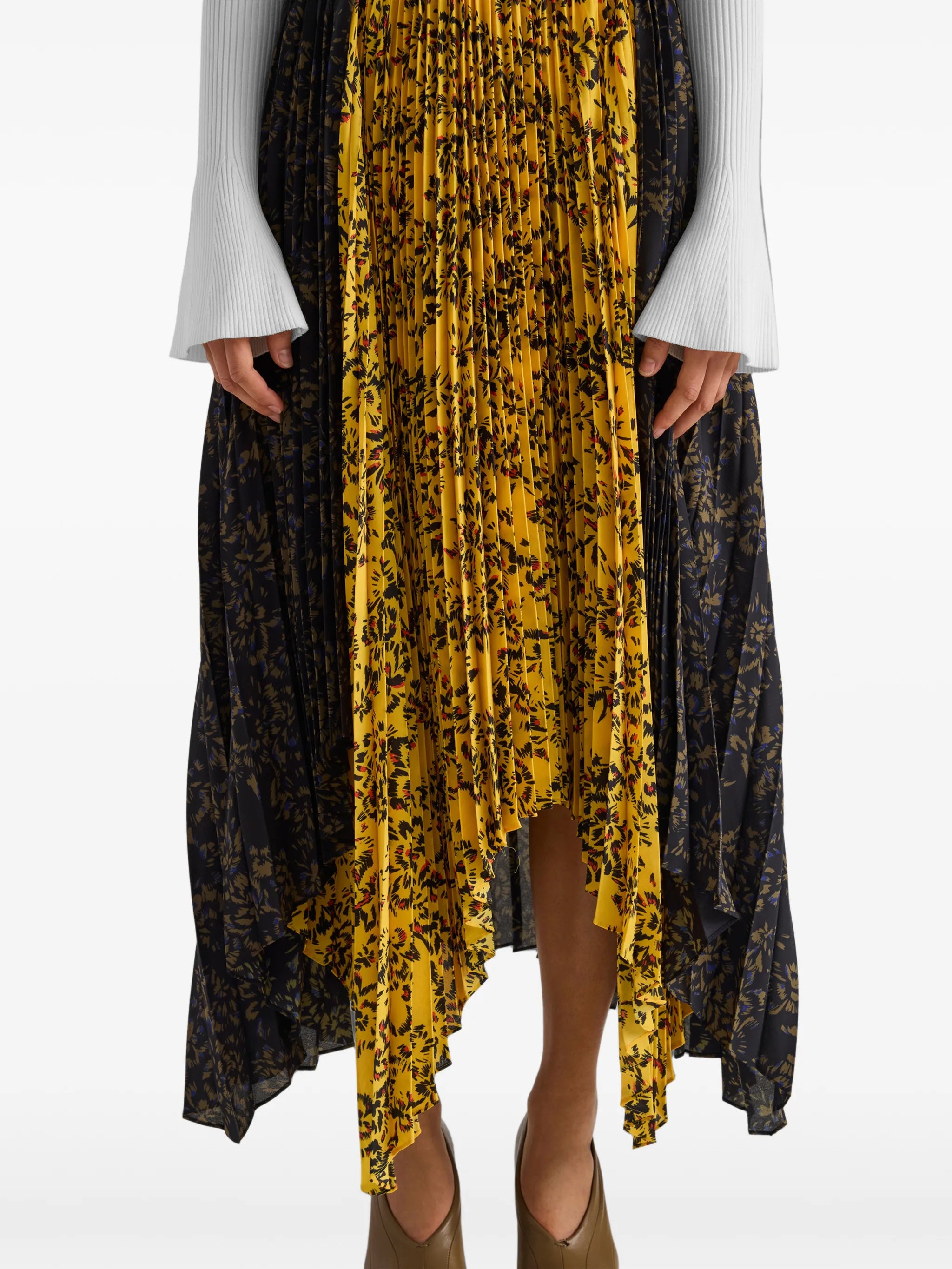 Paulina skirt in pleated georgette