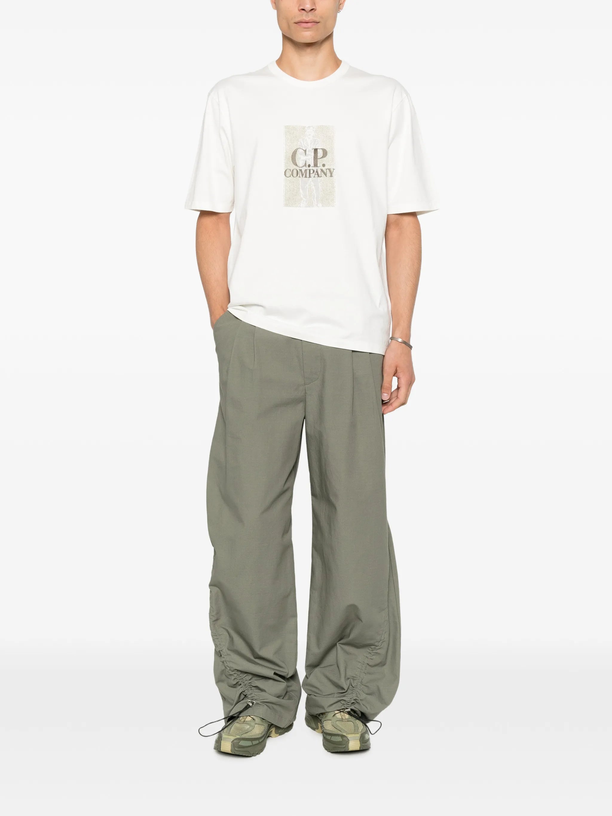 logo-embroidery T-shirt