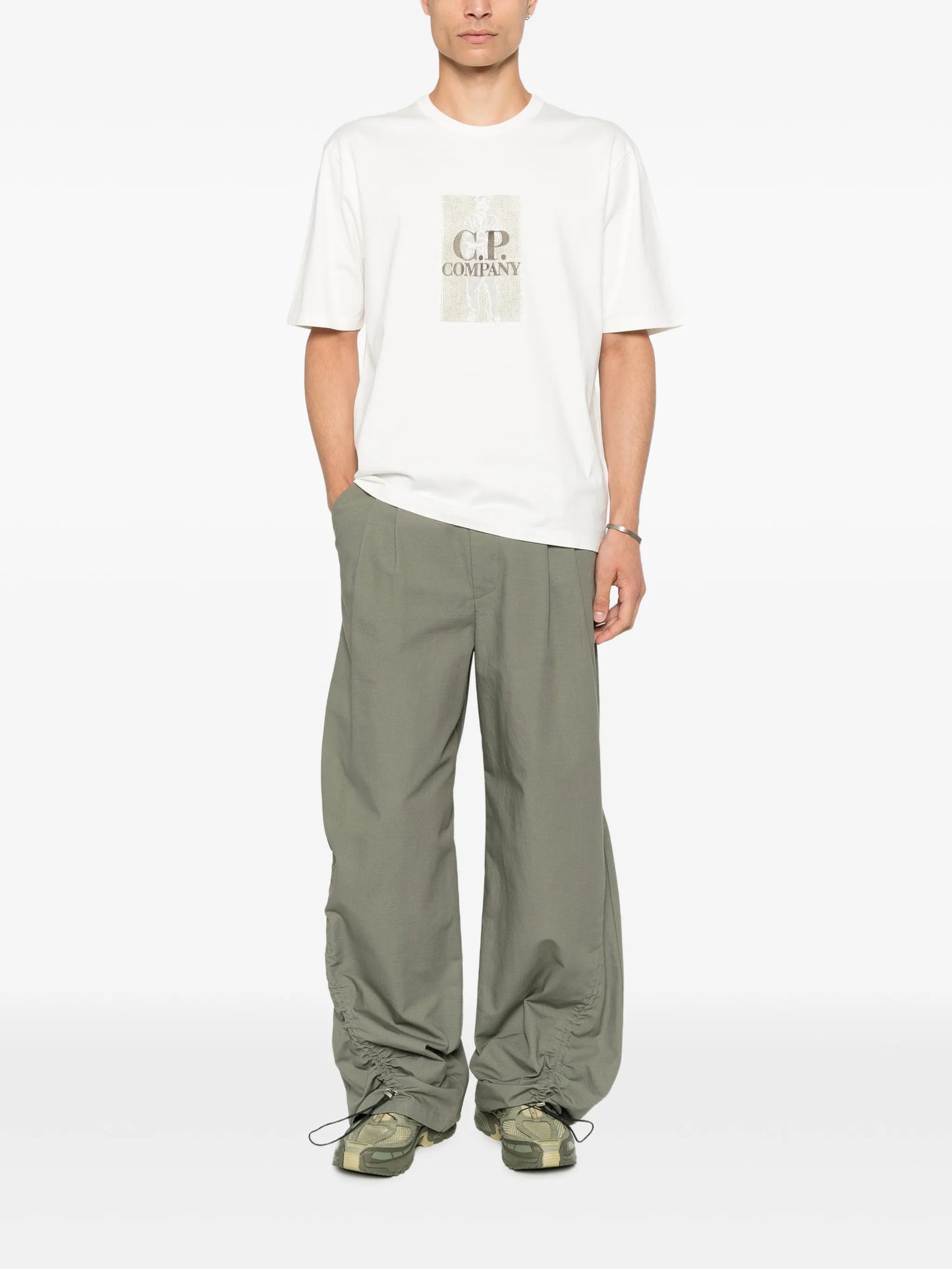 logo-embroidery T-shirt