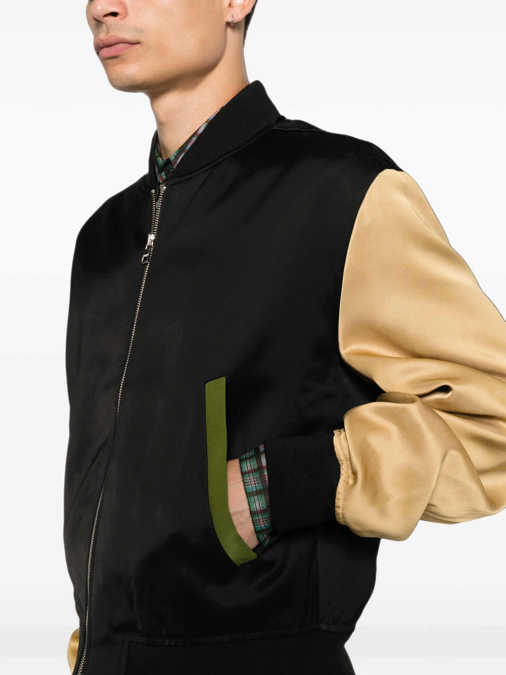 zip-fastening contrast-sleeve  jacket