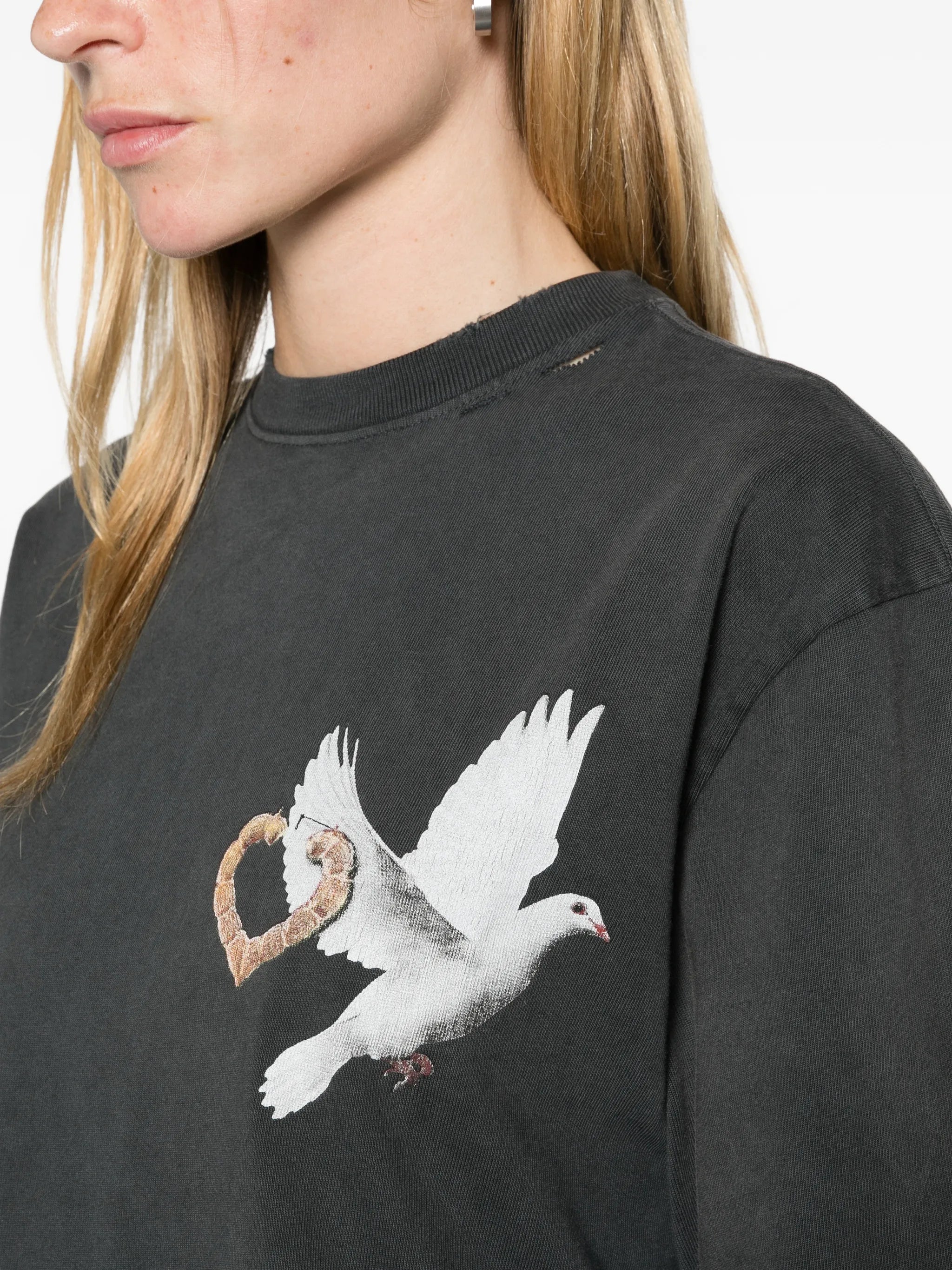 El Movimiento Brava T-shirt