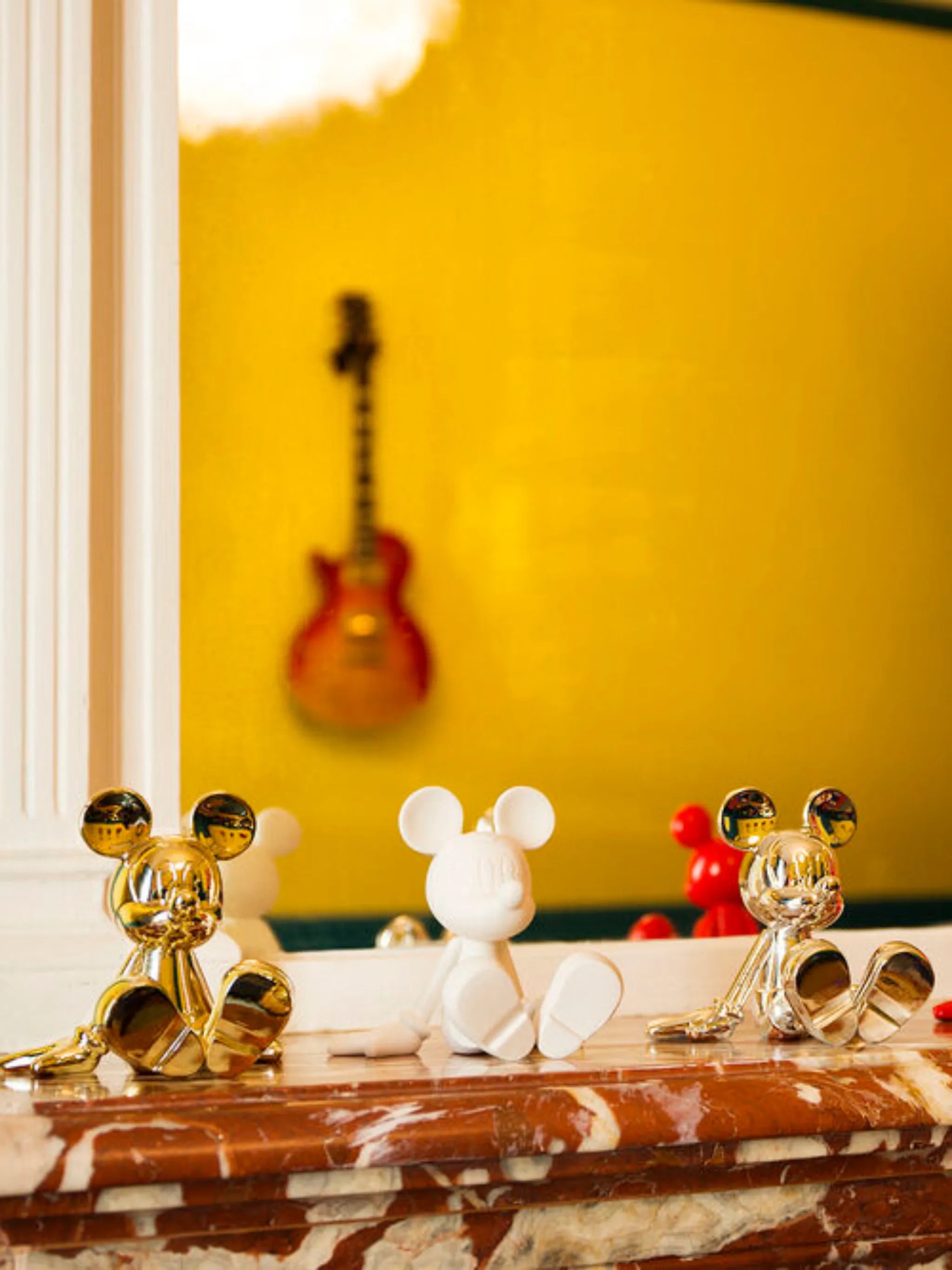 Sitting Mickey figurine