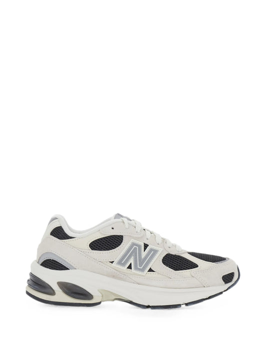 2010 sneakers