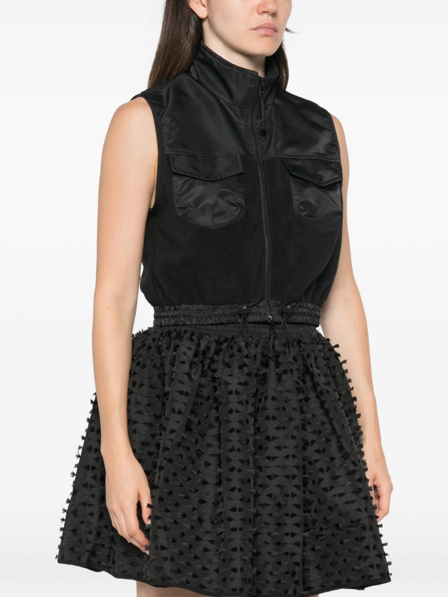 Windflower-embroidered fleece vest