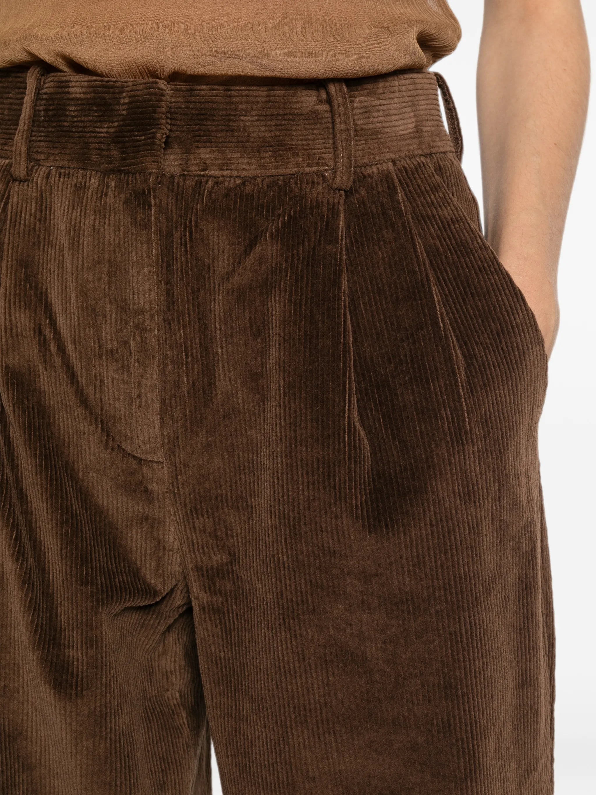 Aven corduroy trousers