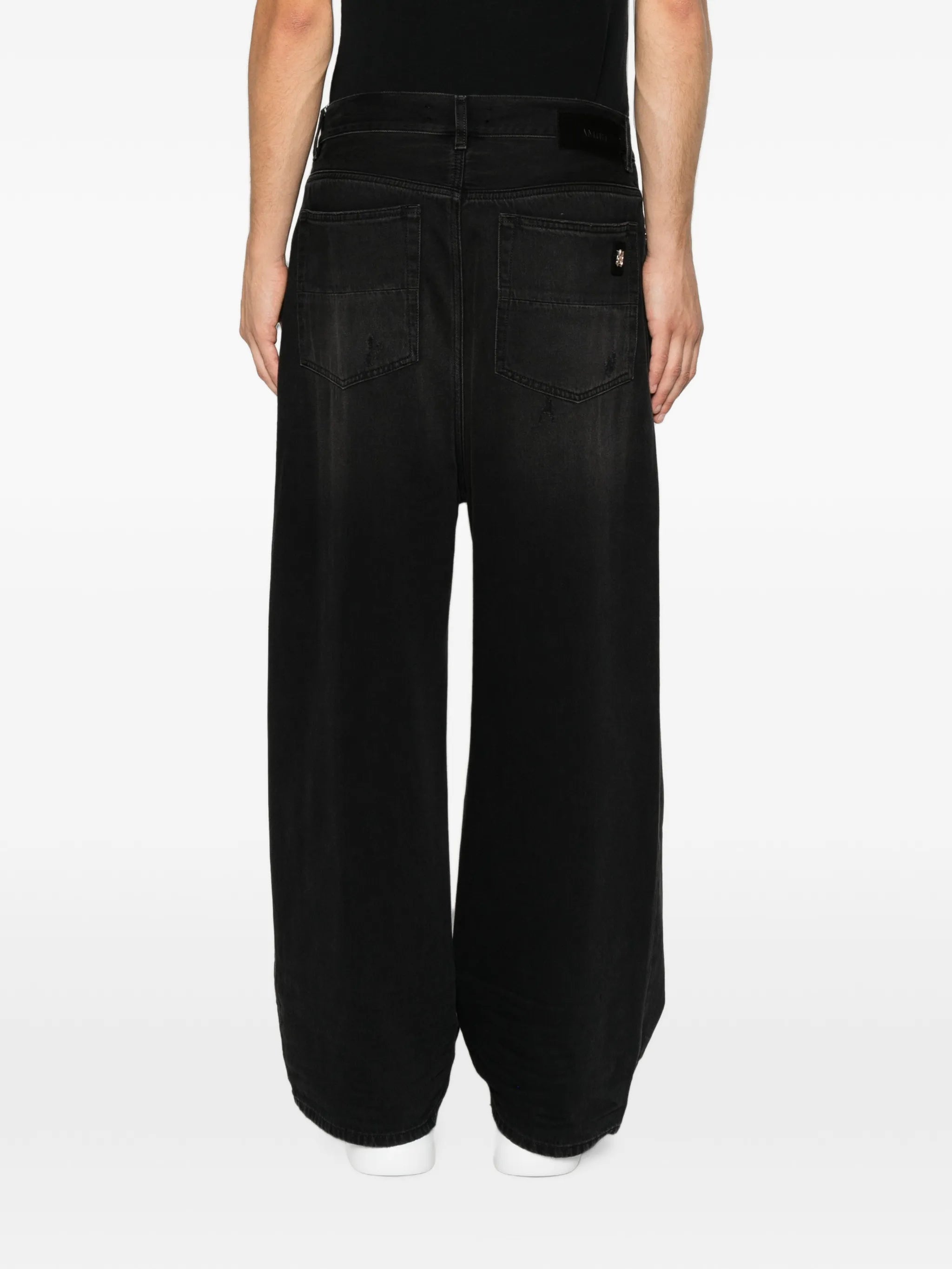 baggy jeans