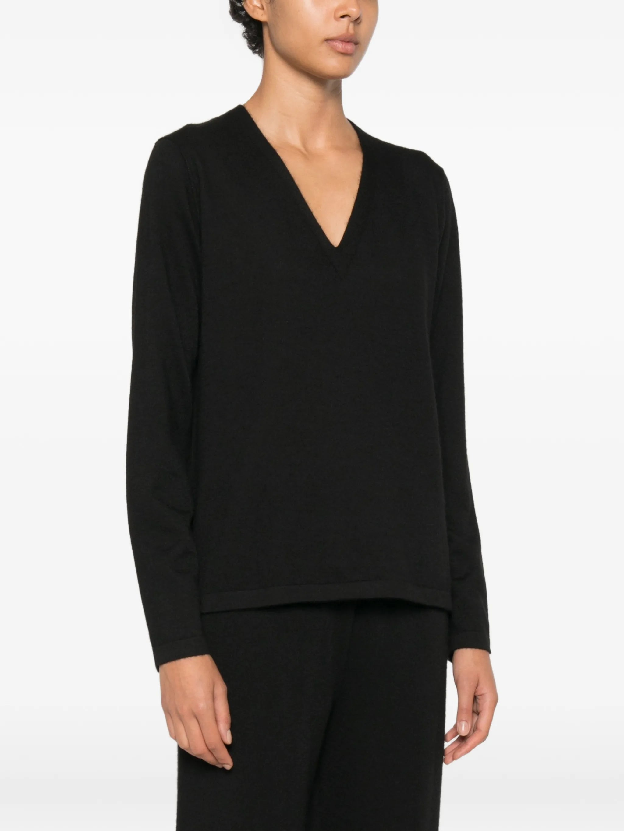 Poesis V-neck sweater
