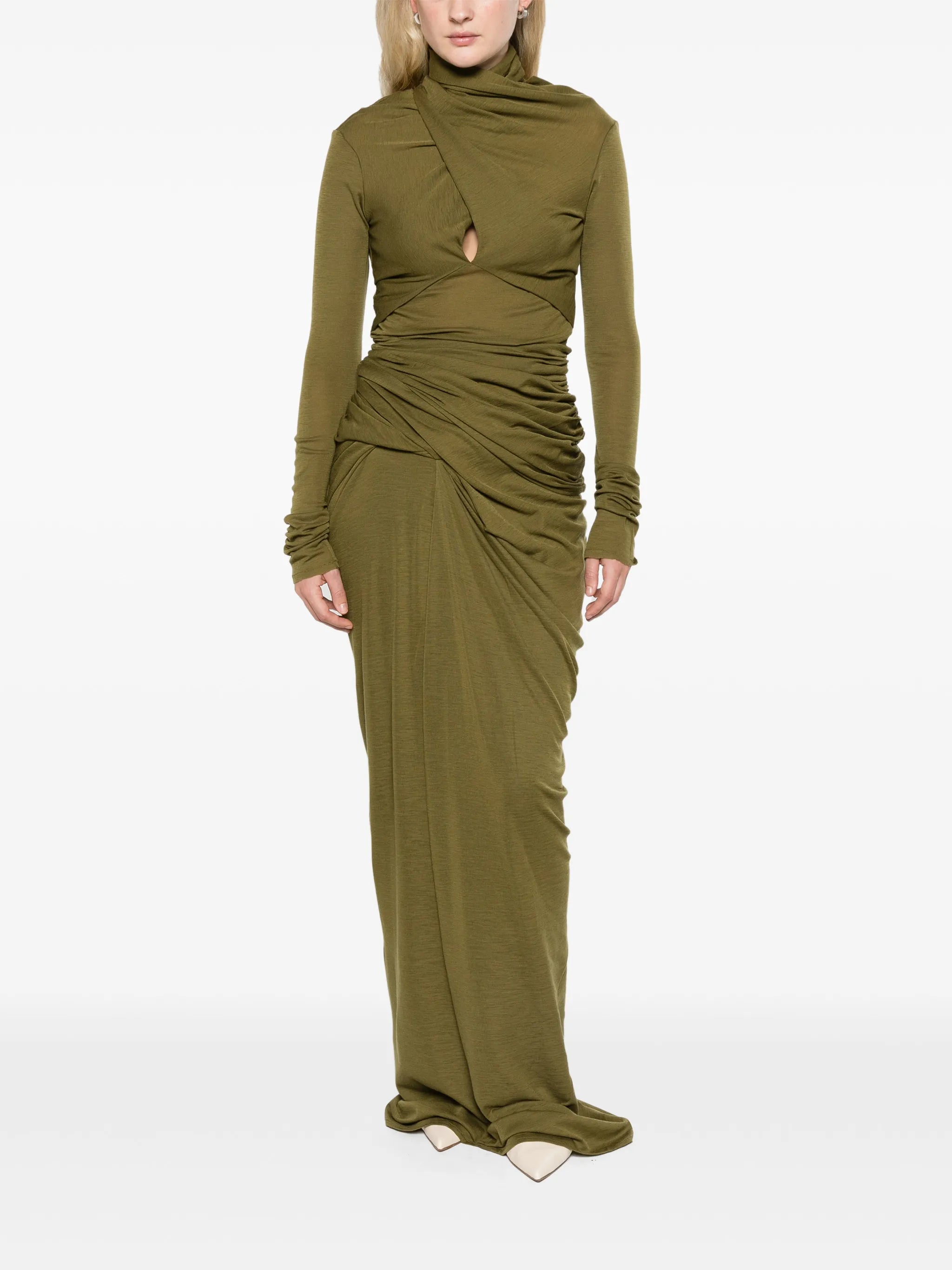 Interlock skirt pickle