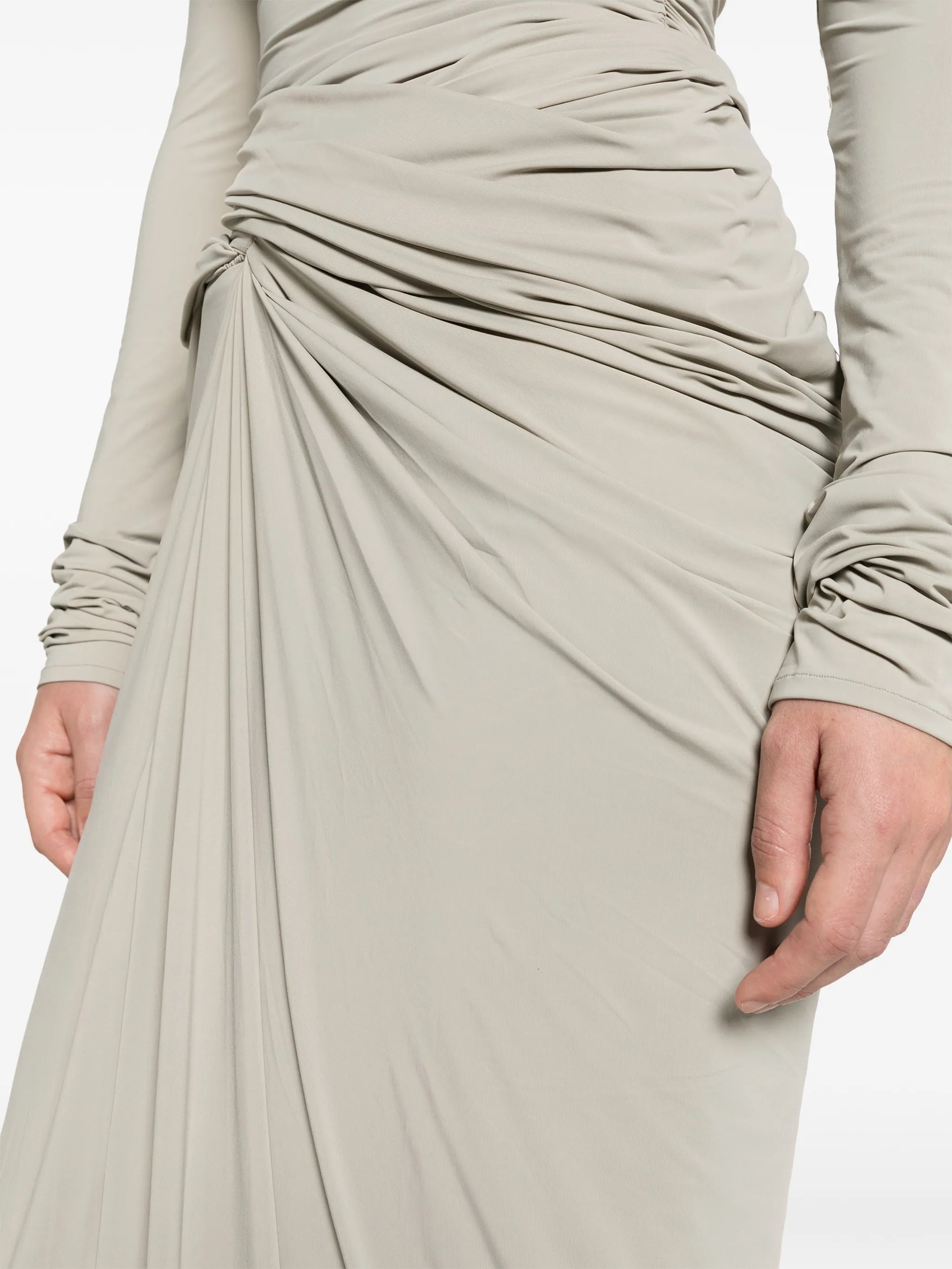 Interlock skirt plaster