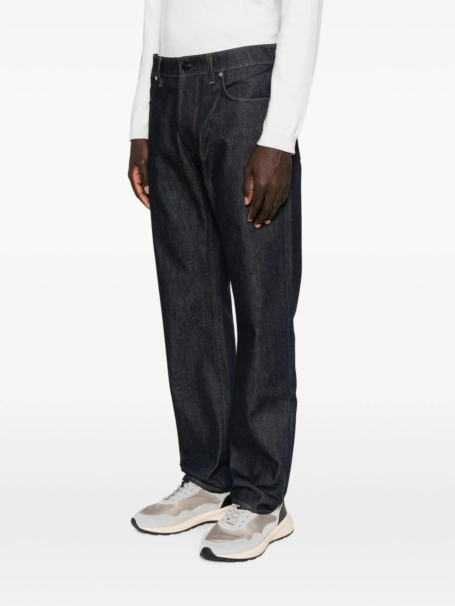 five-pocket jeans
