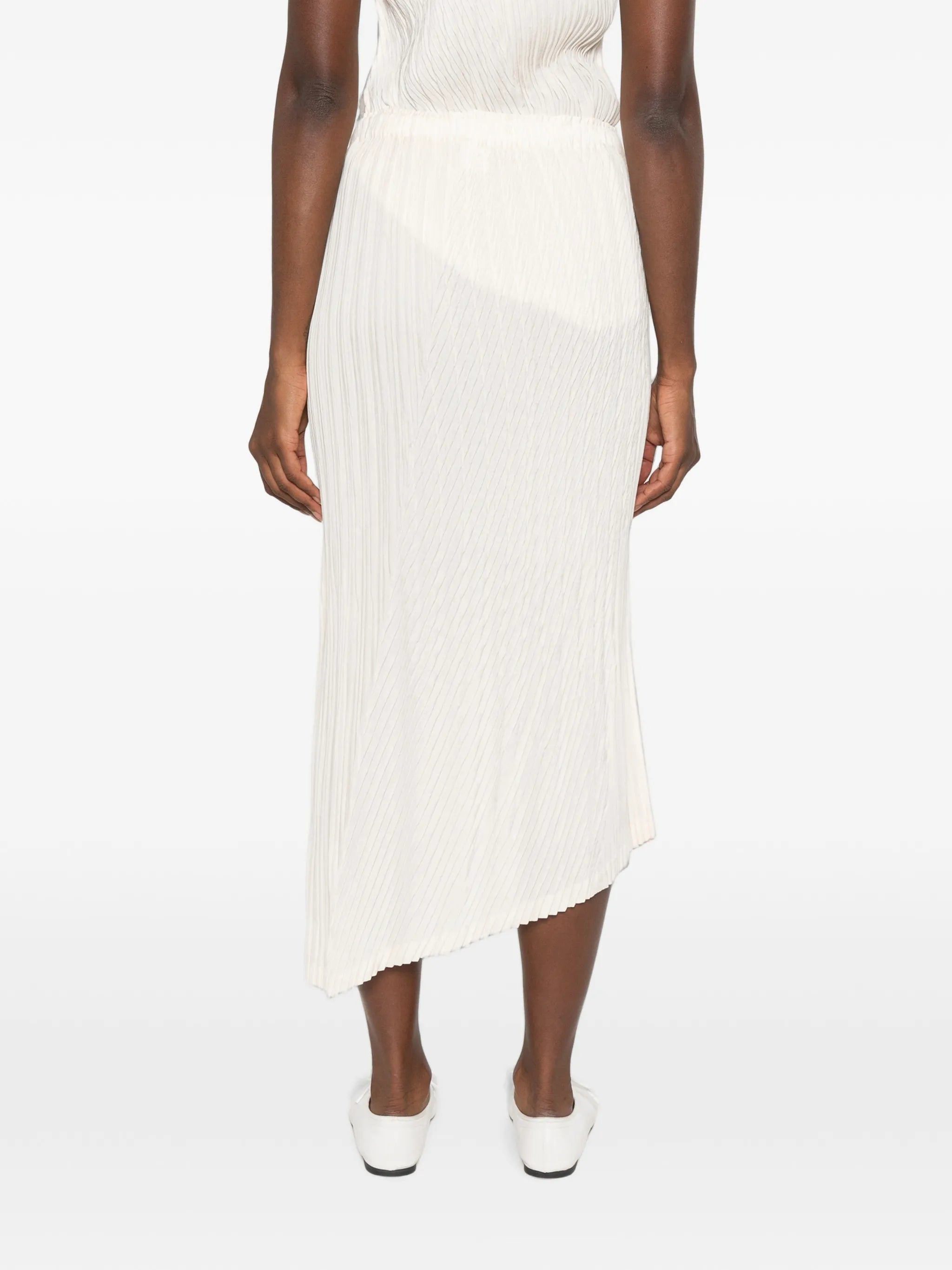 Unfurling pleats  skirt