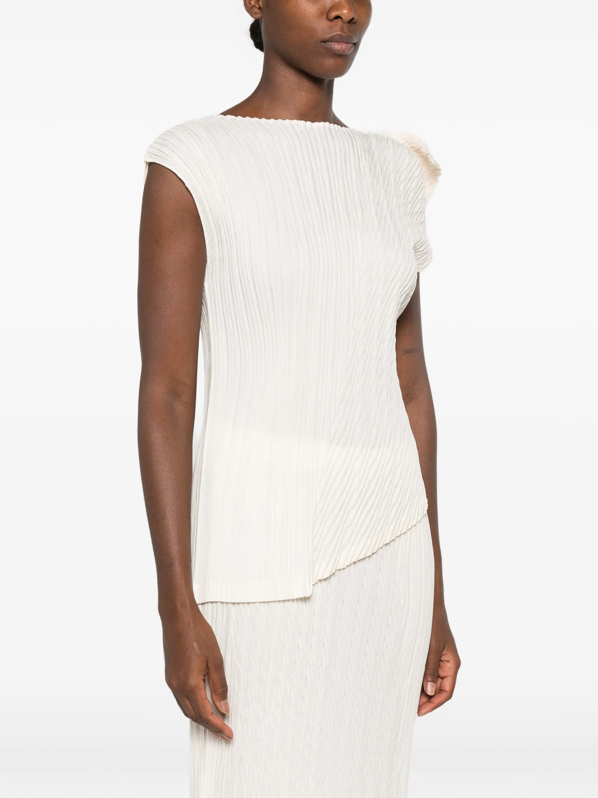 Unfurling Pleats pleated asymmetric top