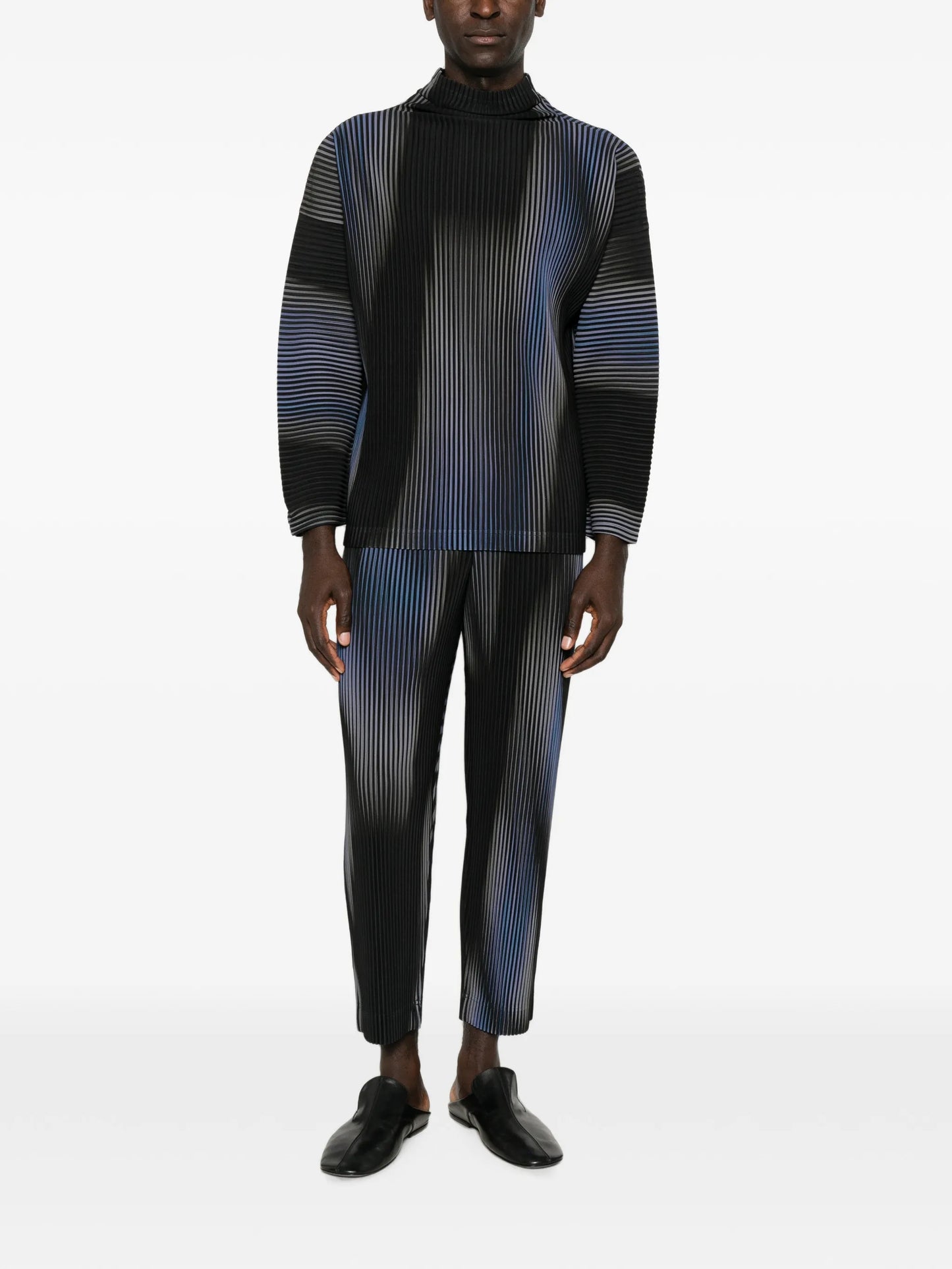 plissé-effect printed trousers