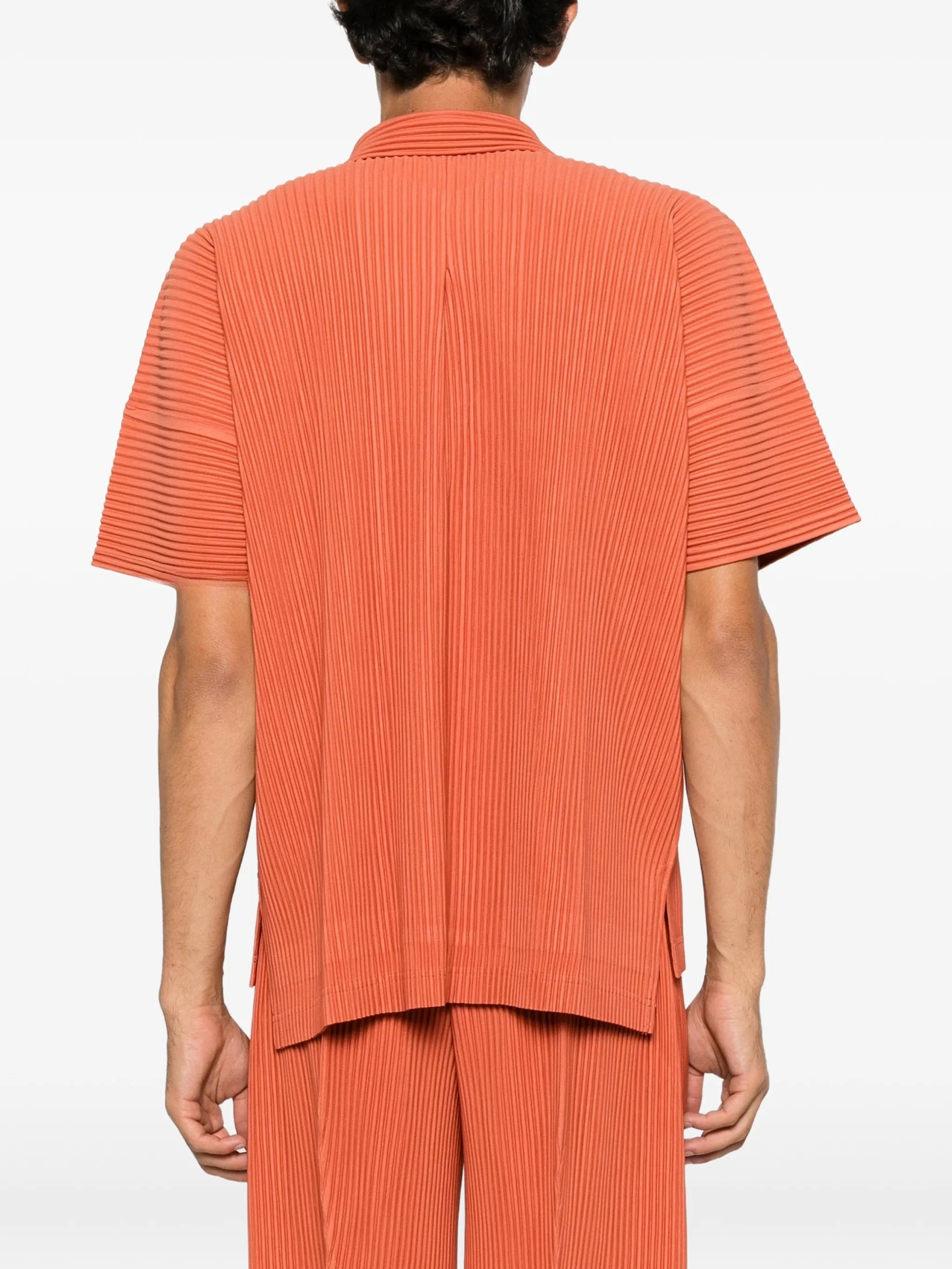 pleated short-sleeve shirt