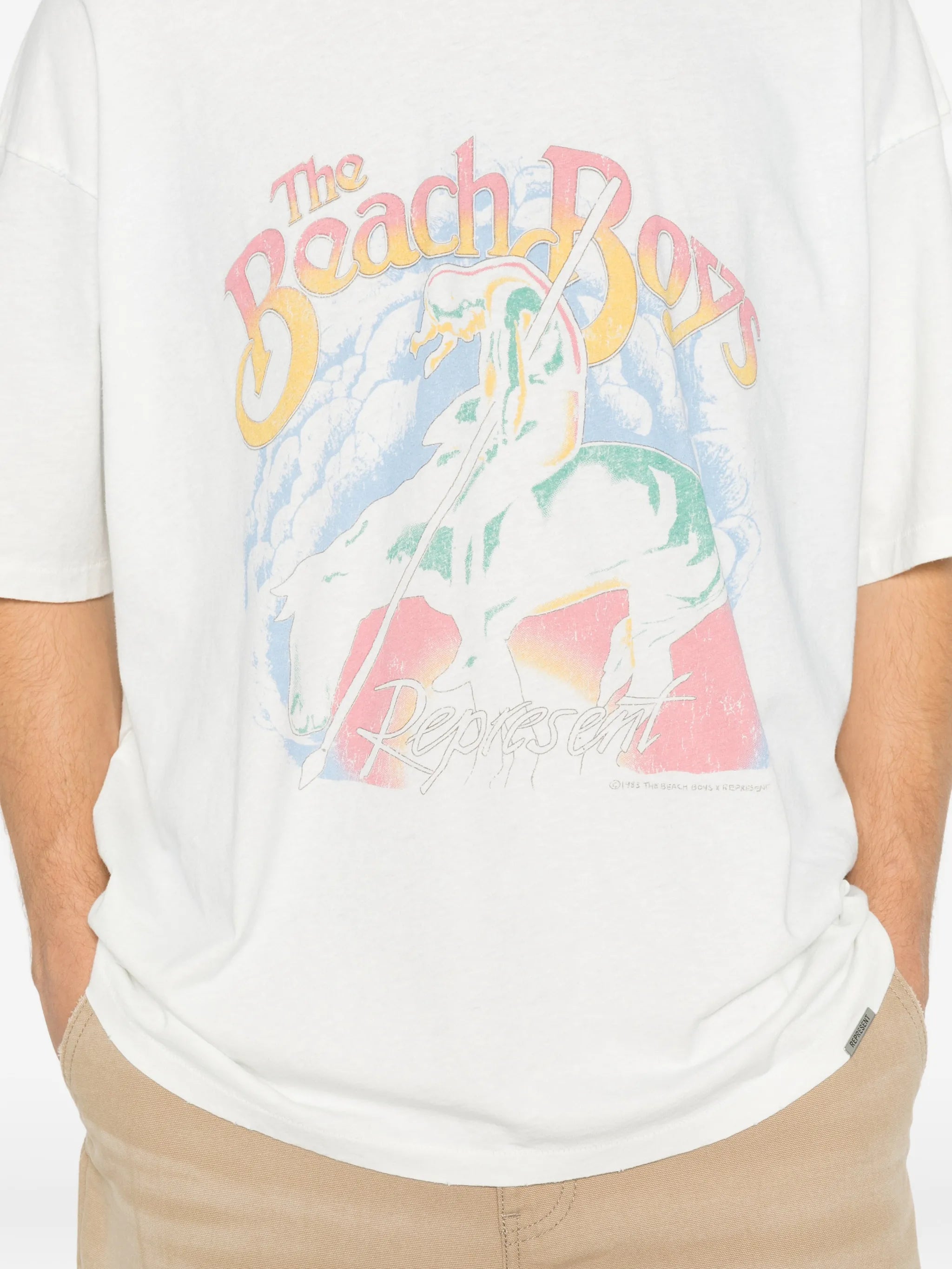 graphic-print T-shirt