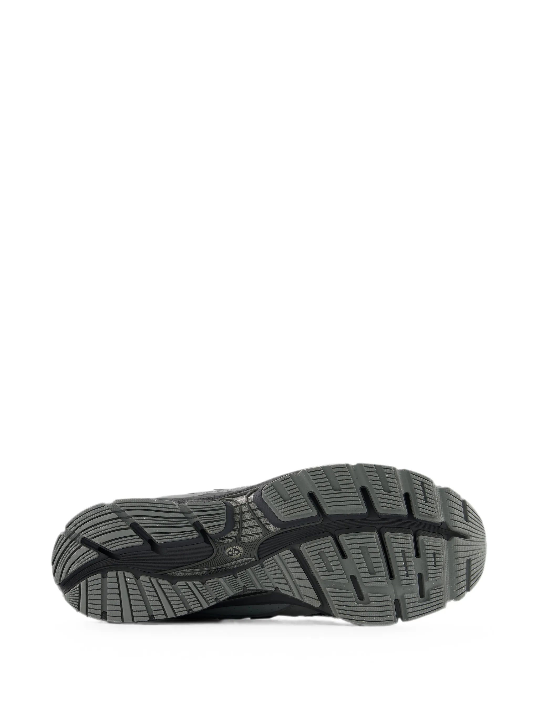 1954R tennis shoes