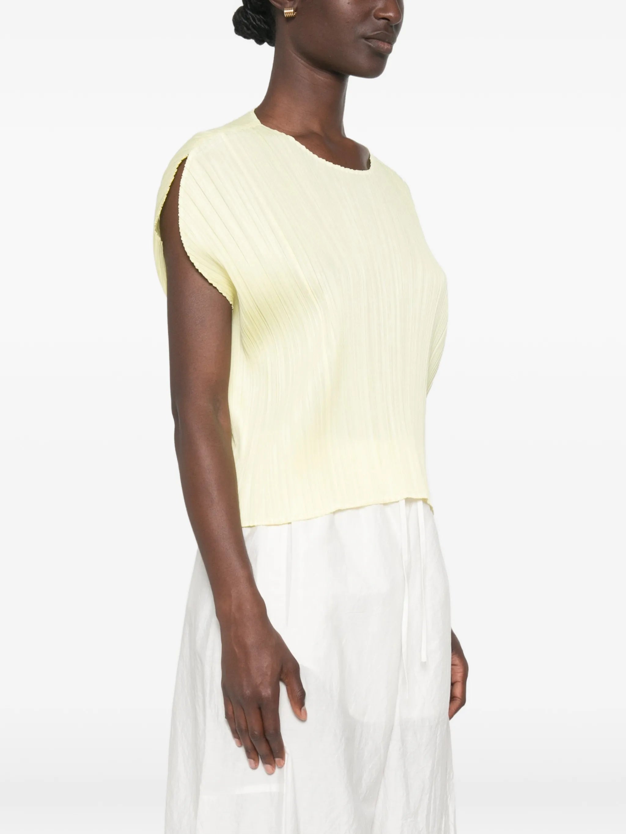 Monthly Colors July pleated shirt