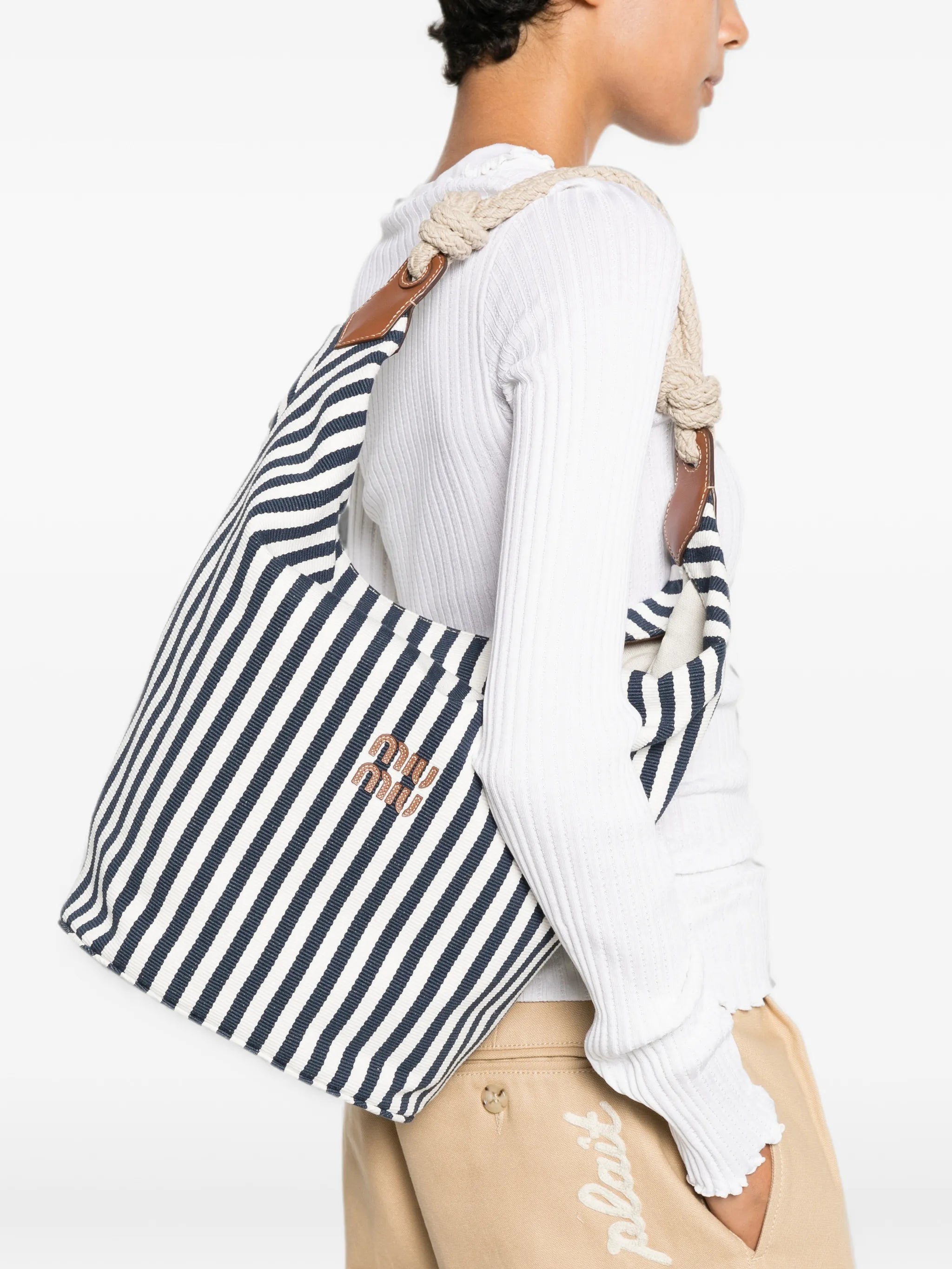 striped rope-handle shoulder bag