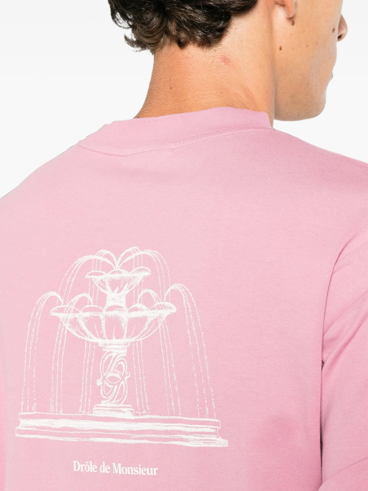 fountain-print T-shirt