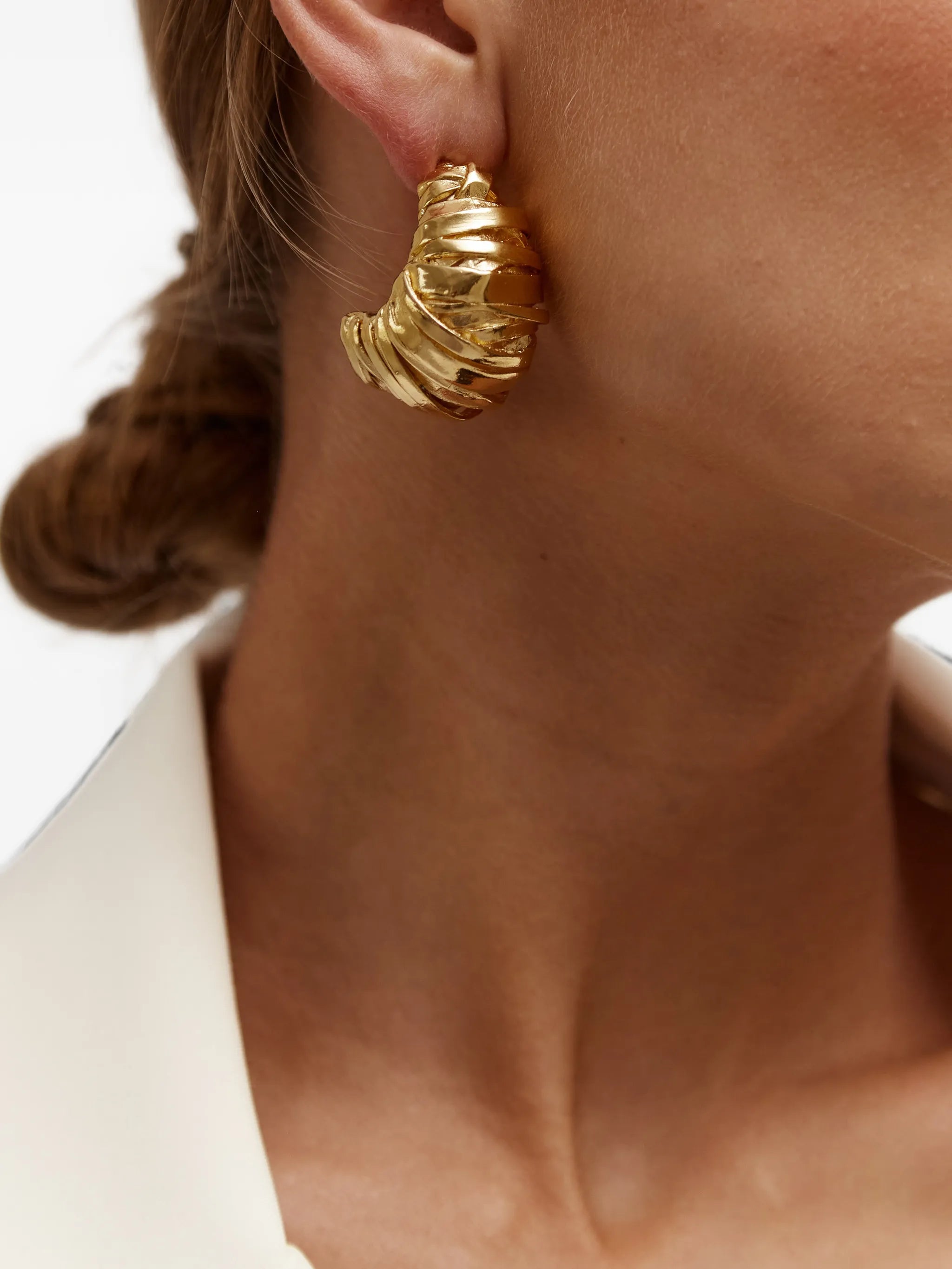 ridged hoop earrings
