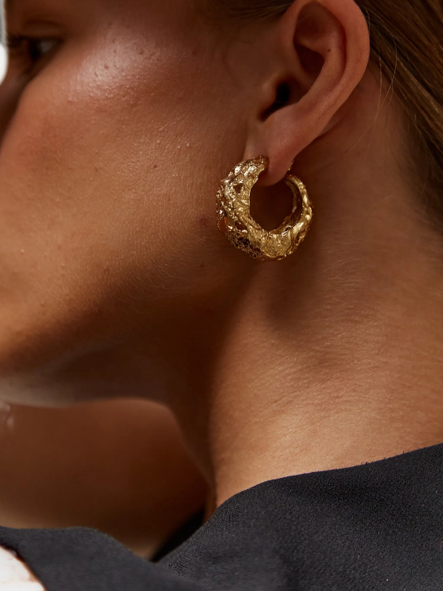 Galia hoop earrings