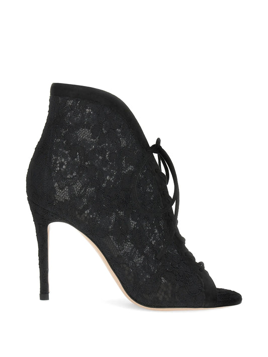 lace-up lace ankle boots
