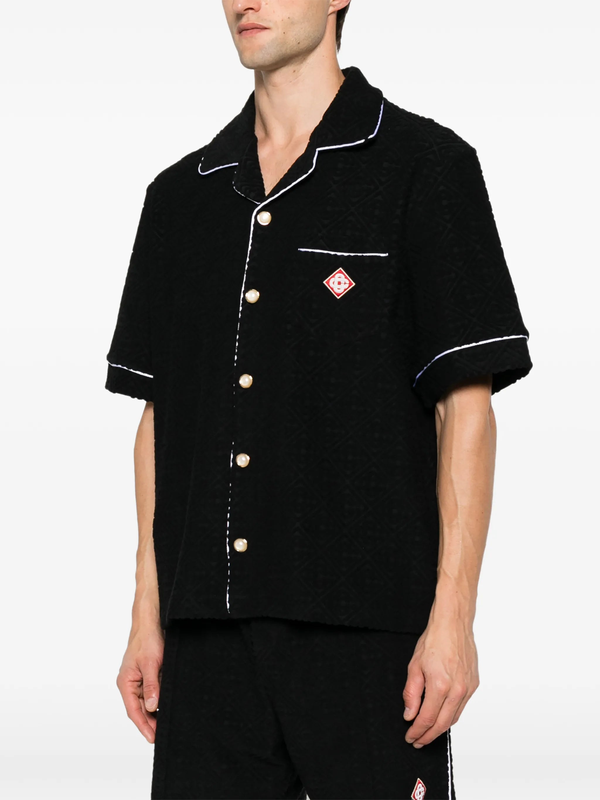 contrast-trim logo-patch shirt