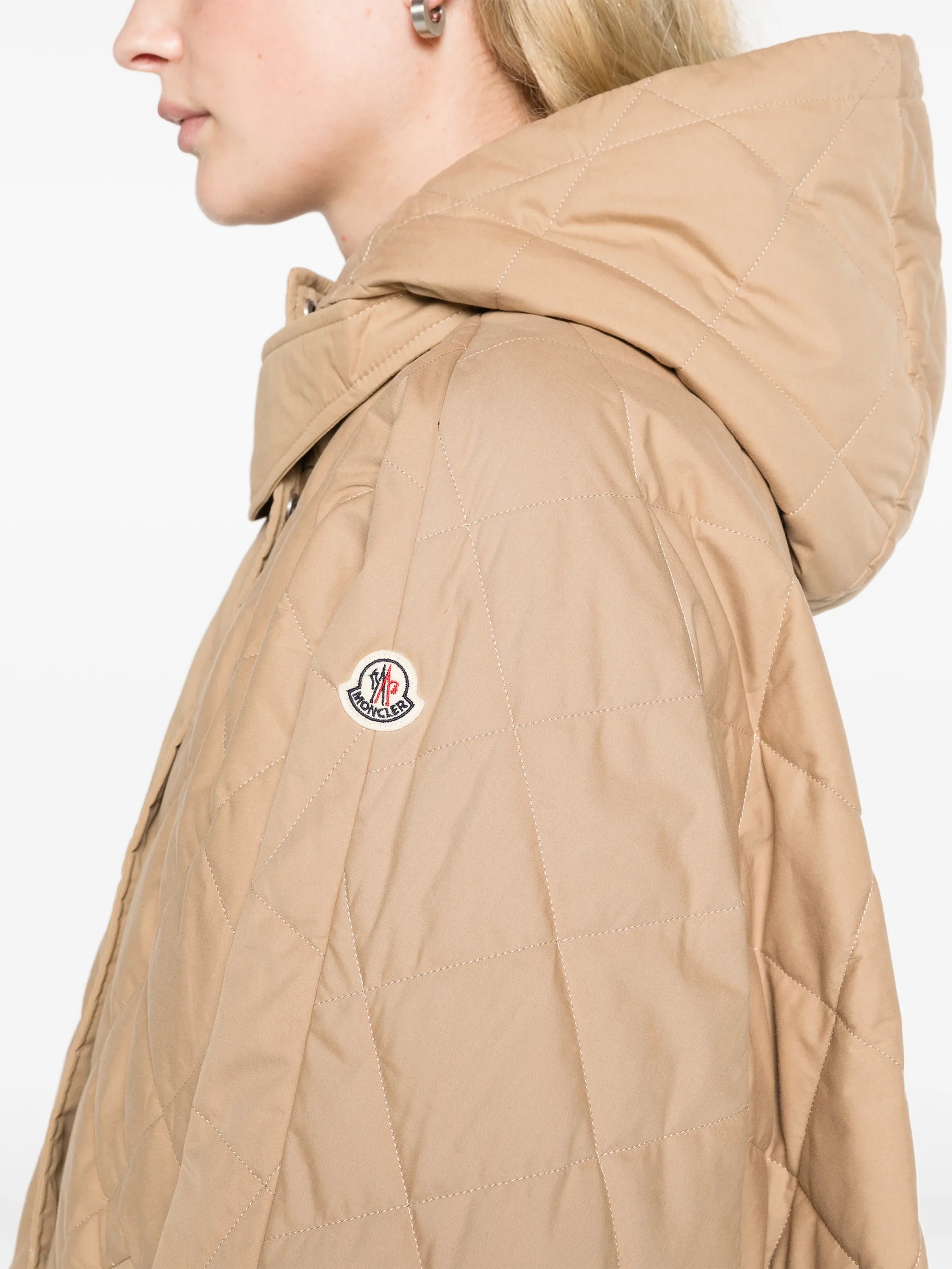 diamond-quilted hooded cape