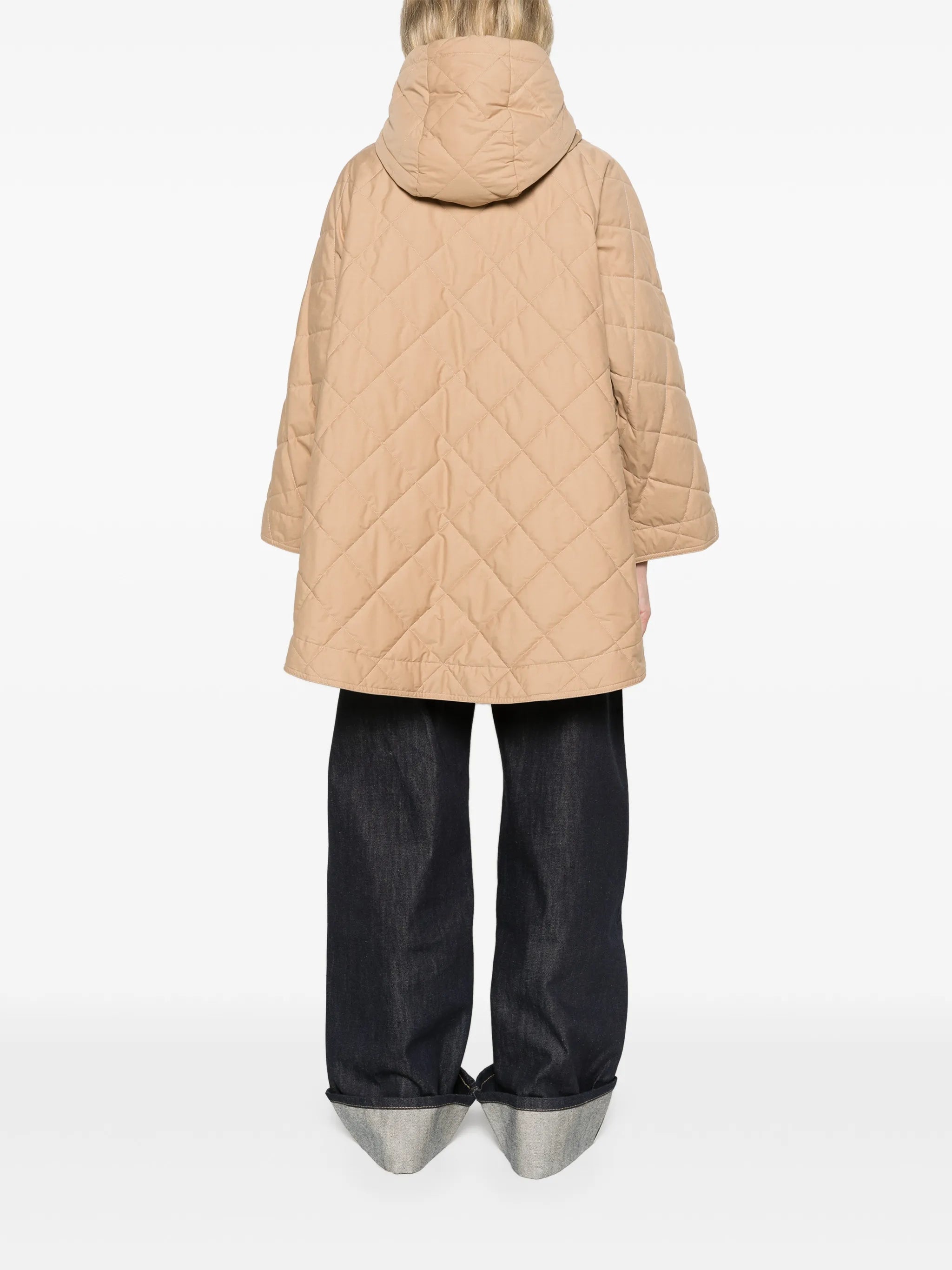 diamond-quilted hooded cape