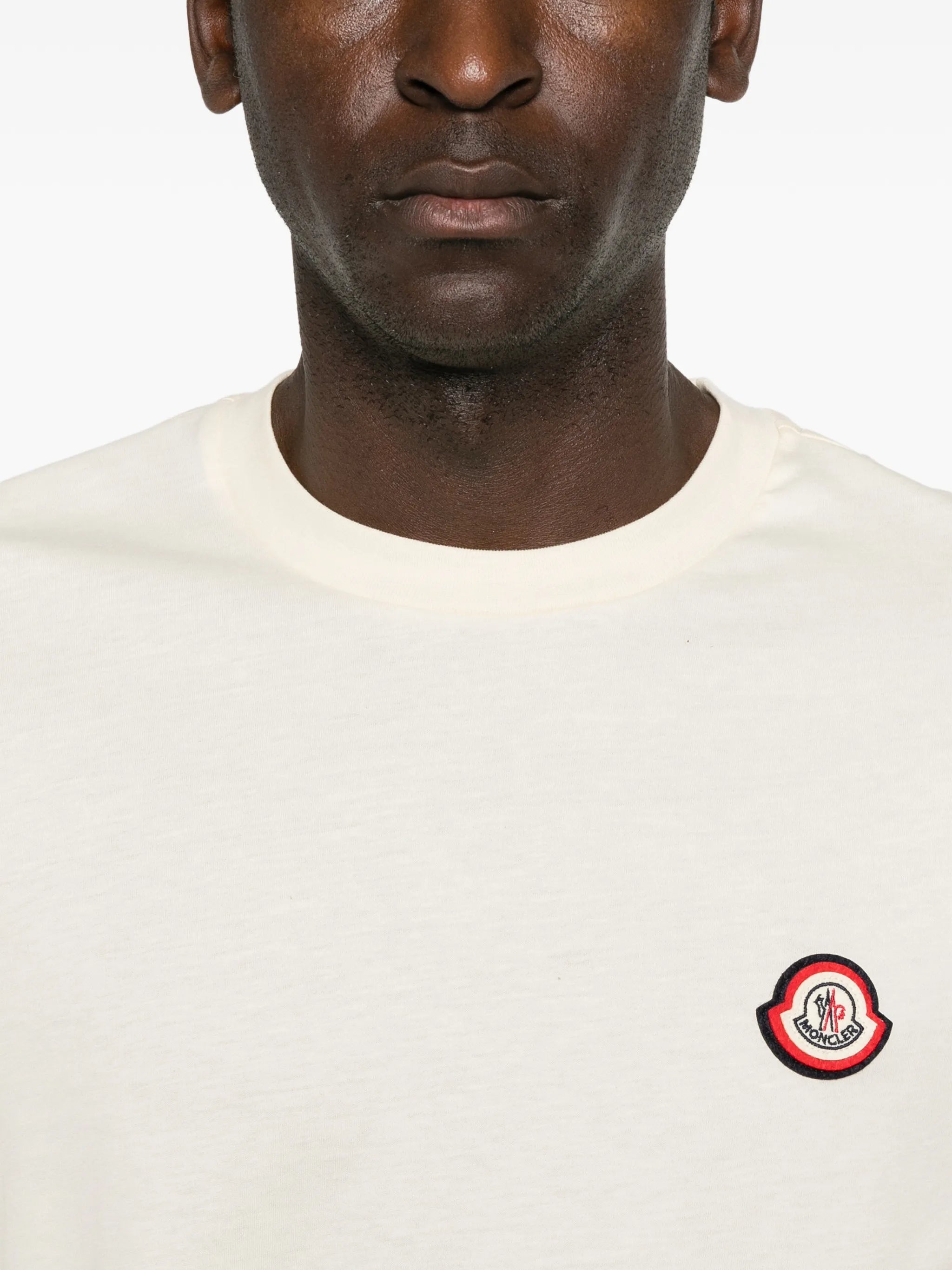 logo-patch jersey T-shirt