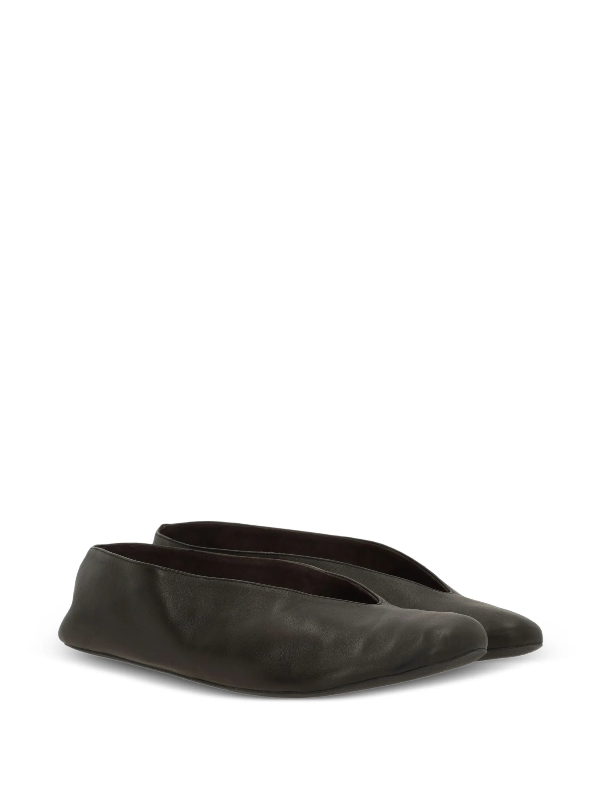 V-neck leather loafers