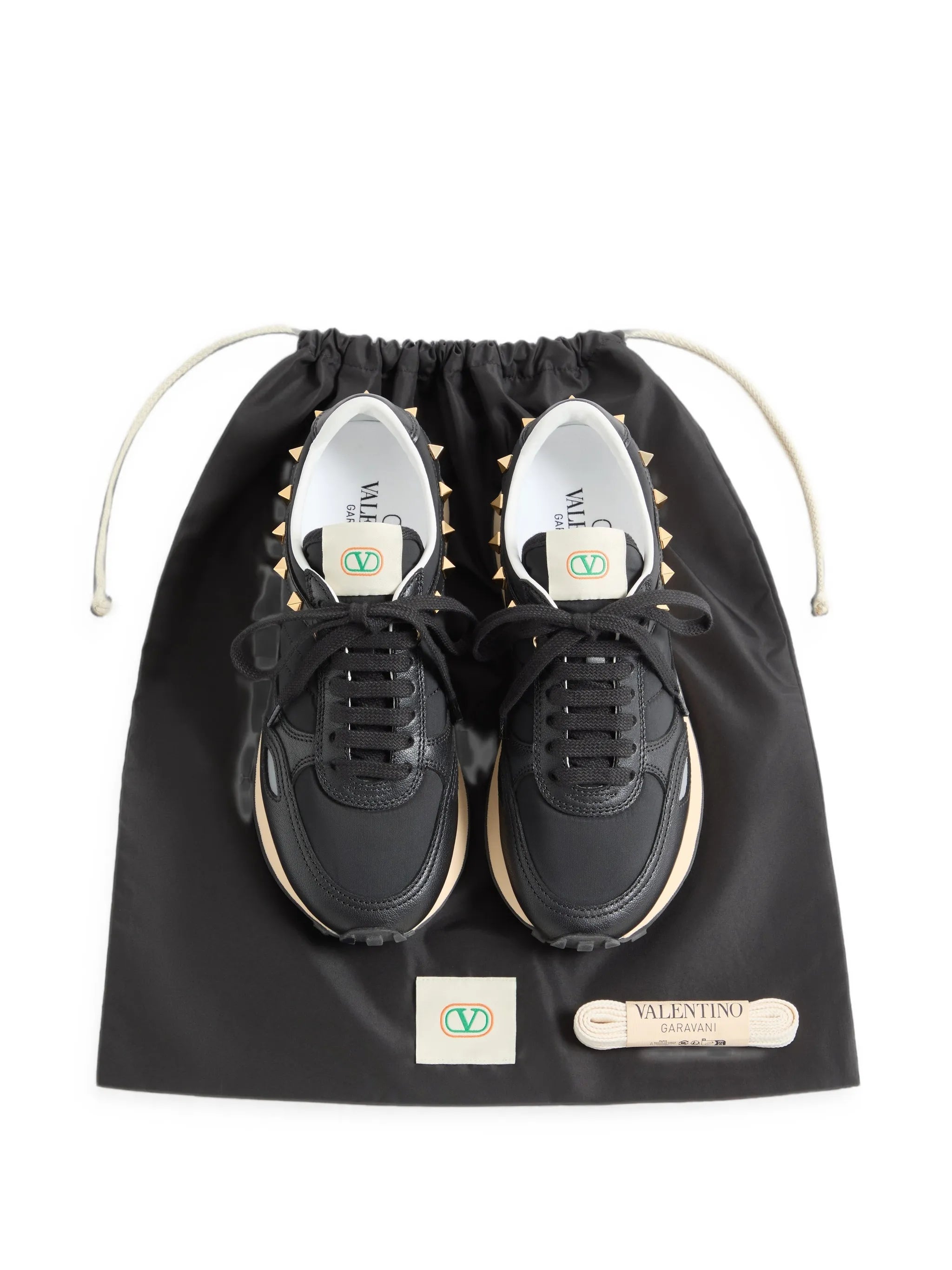 Stud Up trainer in leather and nylon